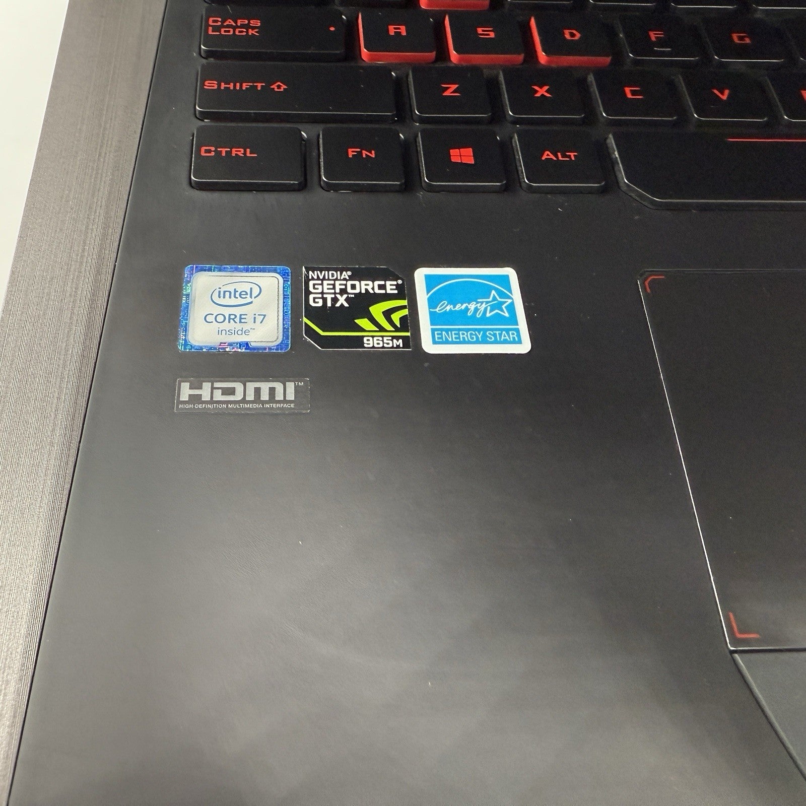 ASUS Republic of Gamers G752VL i7-6700HQ 2.6 GHz 12 GB RAM 128 GB SSD + 512 NVME