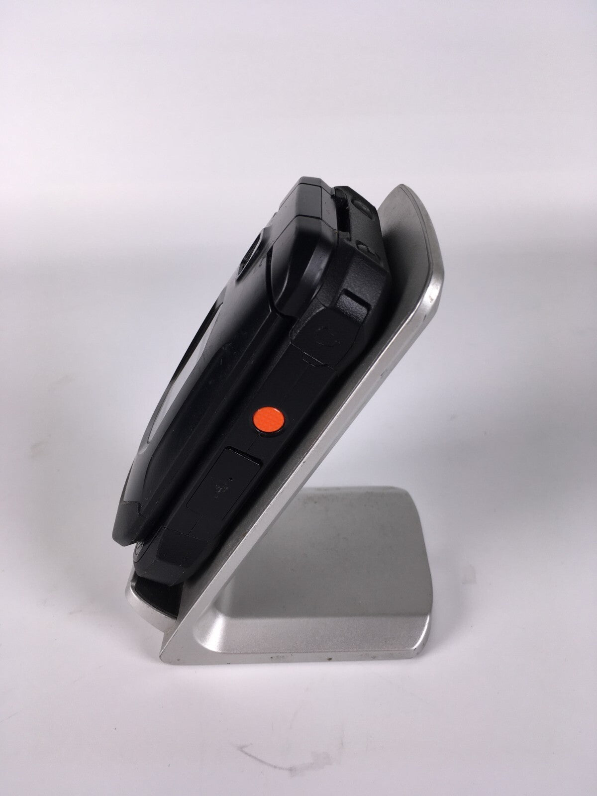 Verizon Kyocera Duraxv 16GB flip phone LTE