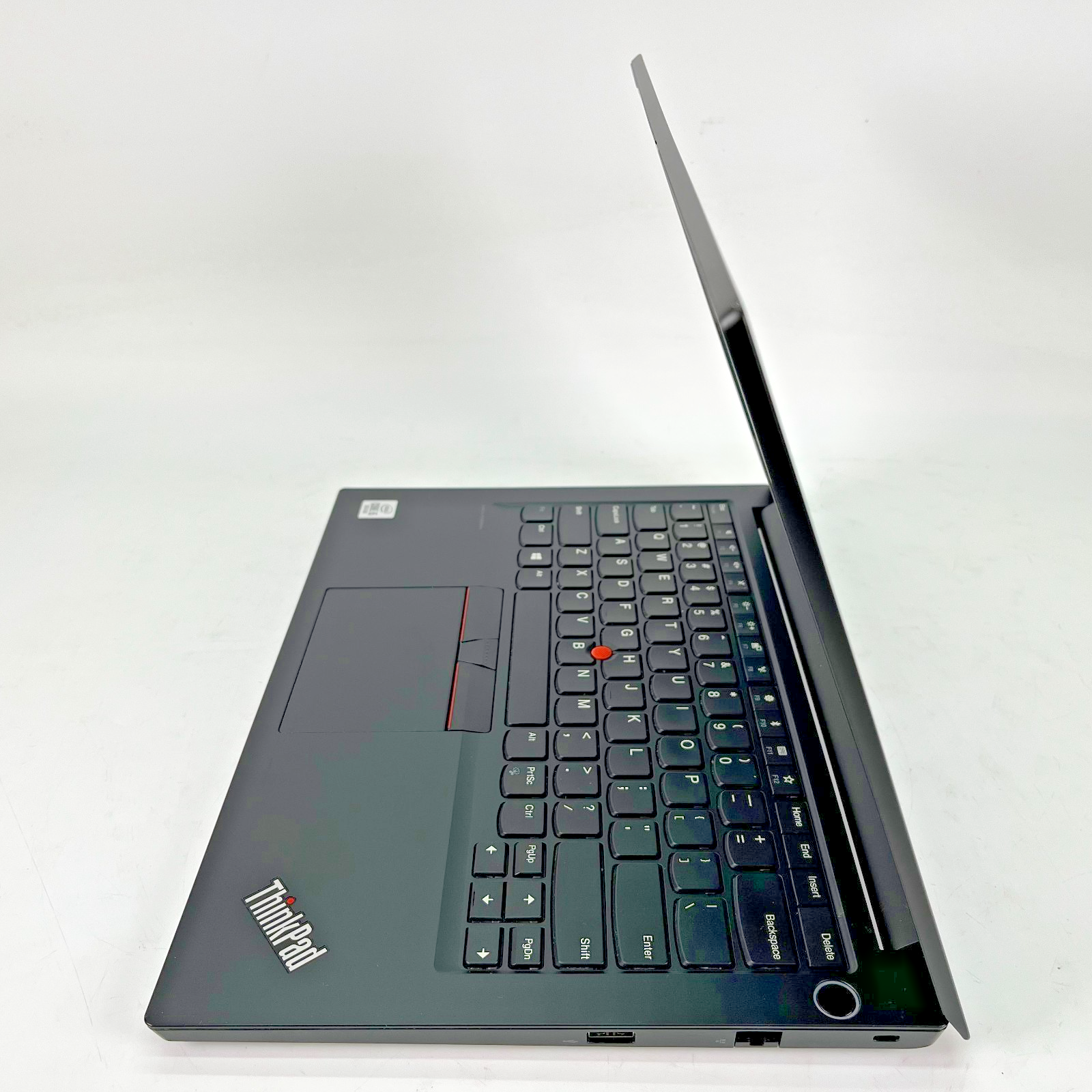 Lenovo ThinkPad E14 Intel i5-10210u 1.6GHz 256GB SSD 8GB Ram Windows 11