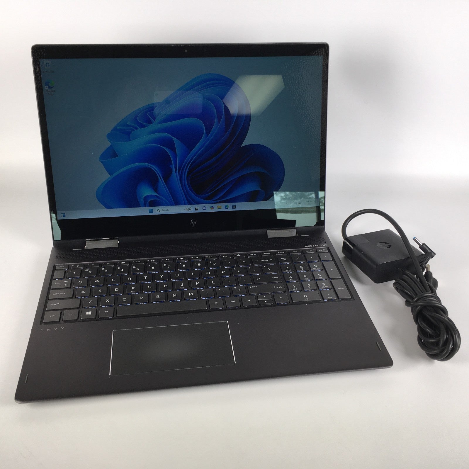 HP ENVY 15m-bq121dx AMD Ryzen 5 2500u 2.0 GHz 8GB Ram 512GB SSD Windows 11