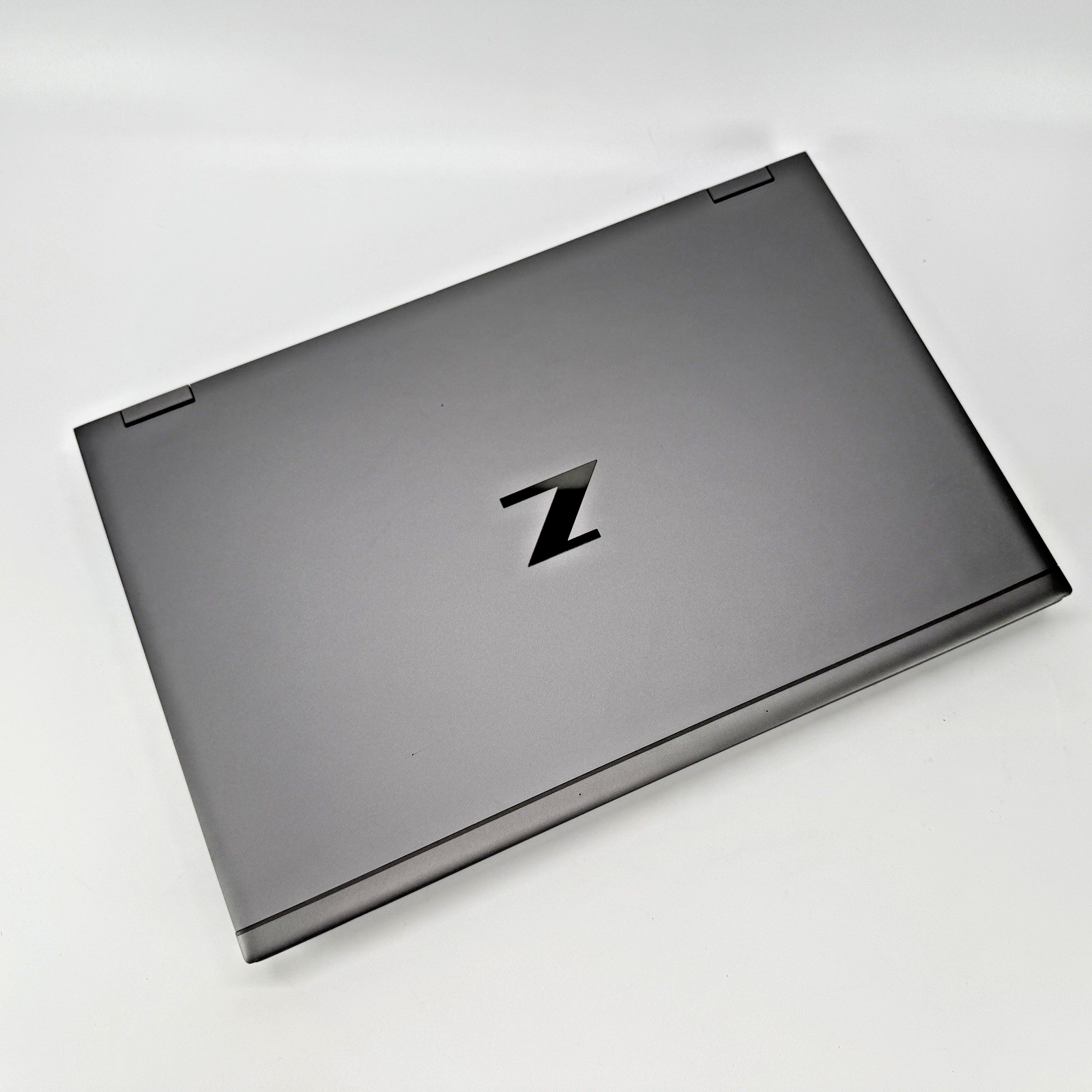 HP ZBook Fury G8 Intel i7-11850H 2.50 GHz 32 GB RAM 512 GB SSD (NVME) Win 11 Pro