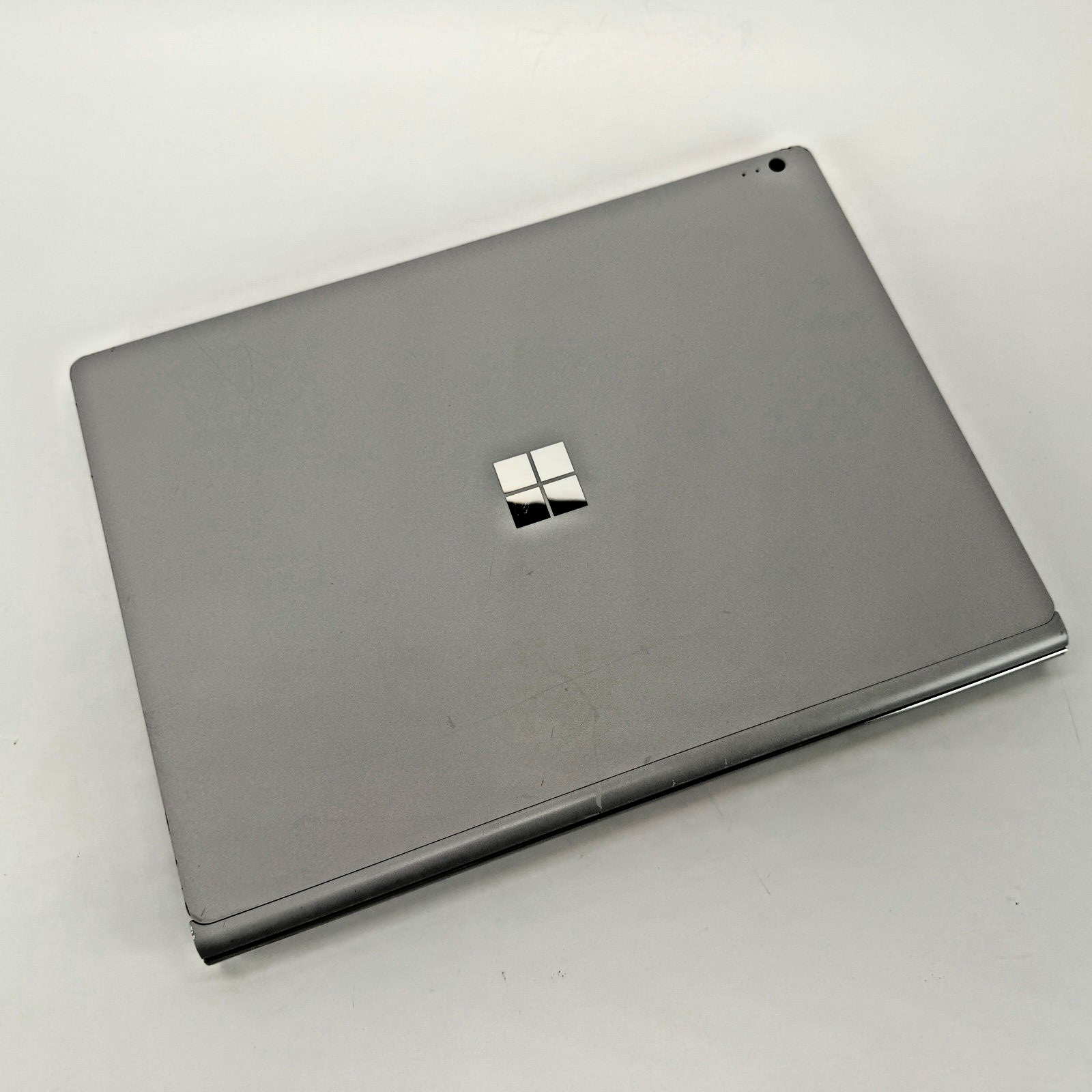Microsoft Surfacebook 2 1832 Intel i5-7300U 2.6 GHz 8 GB RAM 256 GB SSD (NVMe)