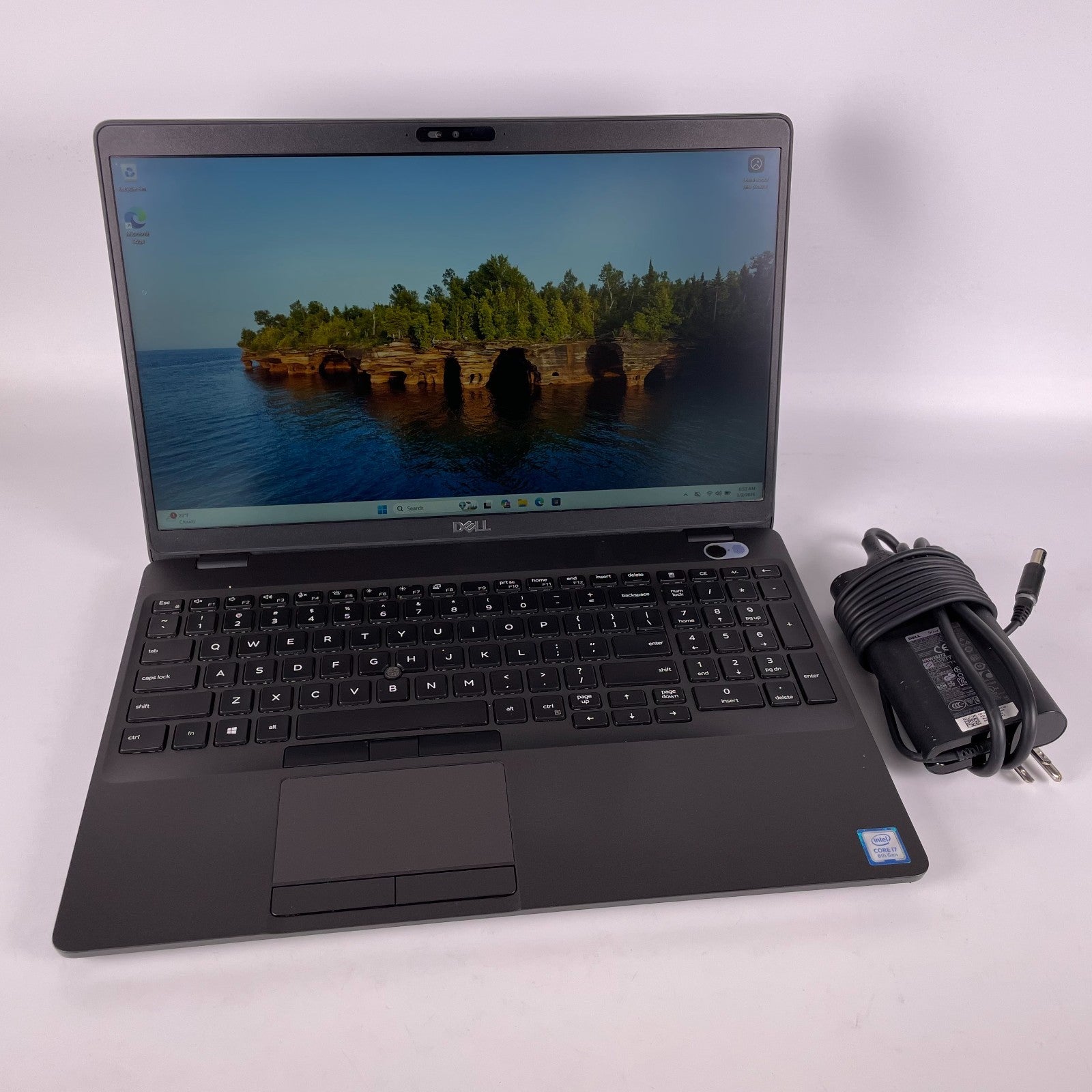 Dell Precision 3540 Intel i7-8565u 1.8Ghz 32GB Ram 128GB SSD Windows 11