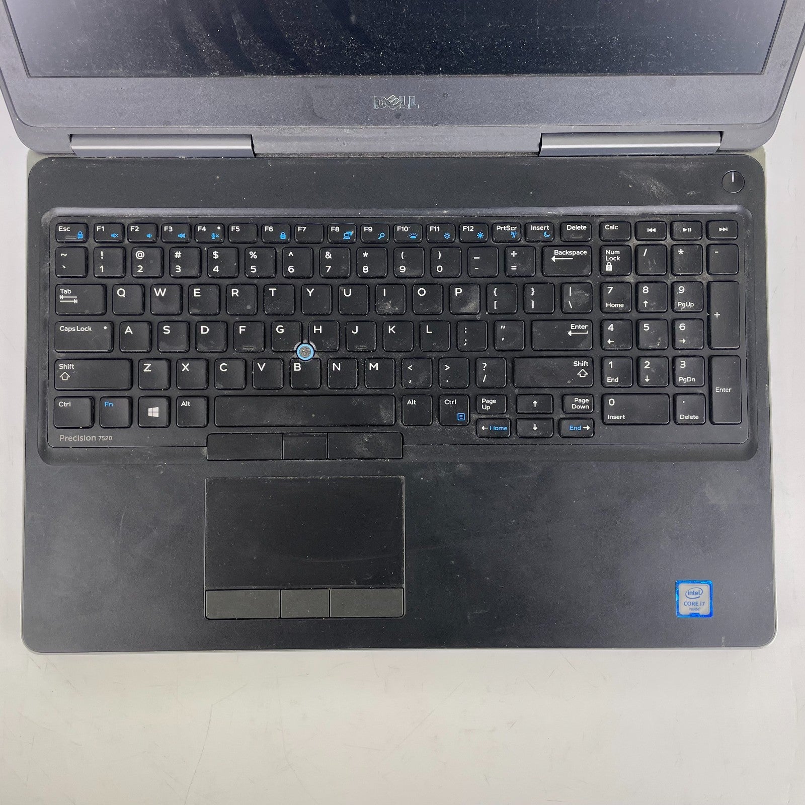 Dell Precision 7520 Intel i7-6820HQ 2.7GHz 4Gb Ram AMD Radeon Pro WX 4130