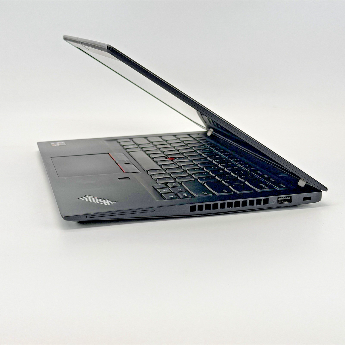 Lenovo ThinkPad T14s Gen 1 AMD Ryzen 5 Pro 4750u 2.10 GHz 8 GB RAM 256 GB (NVMe)