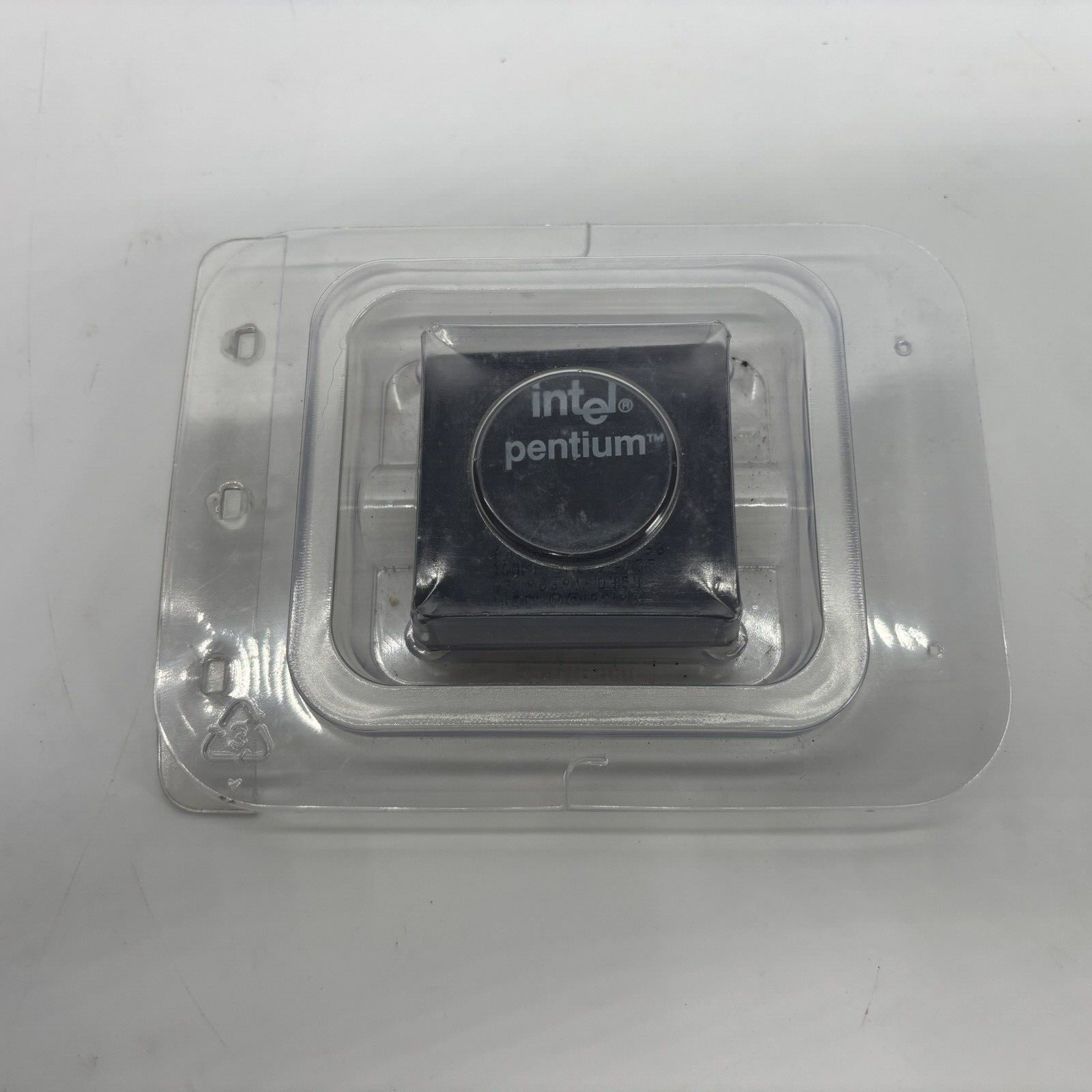 Intel pentium processor SX968 In blister pack.  Not tested.  NEW