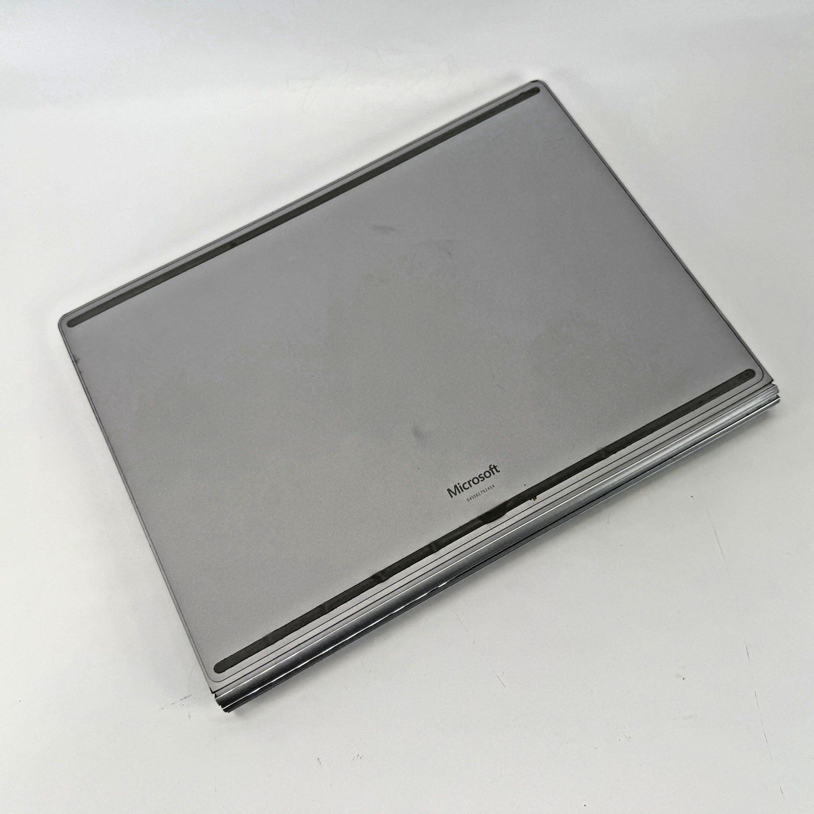 Microsoft Surfacebook 2 1832 Intel i5-7300U 2.6 GHz 8 GB RAM 256 GB SSD (NVMe)