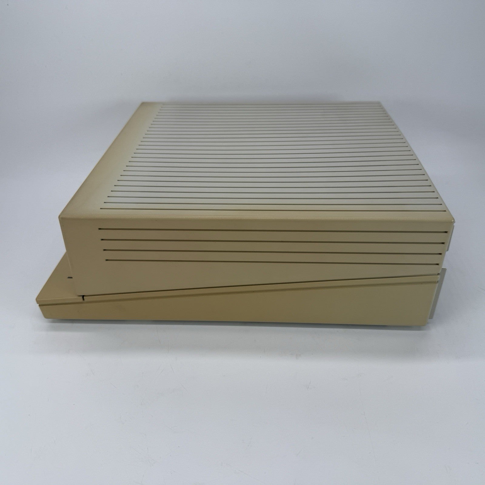 Apple llgs Woz Edition With keyboard, mouse and cords.  Origional box, Guides
