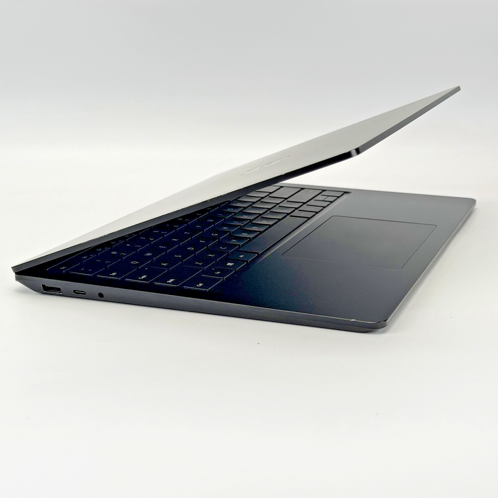 Microsoft Surface 3 Intel i5-1035g7 1.20 GHz 8 GB RAM 256 GB SSD (NVMe) Win 11