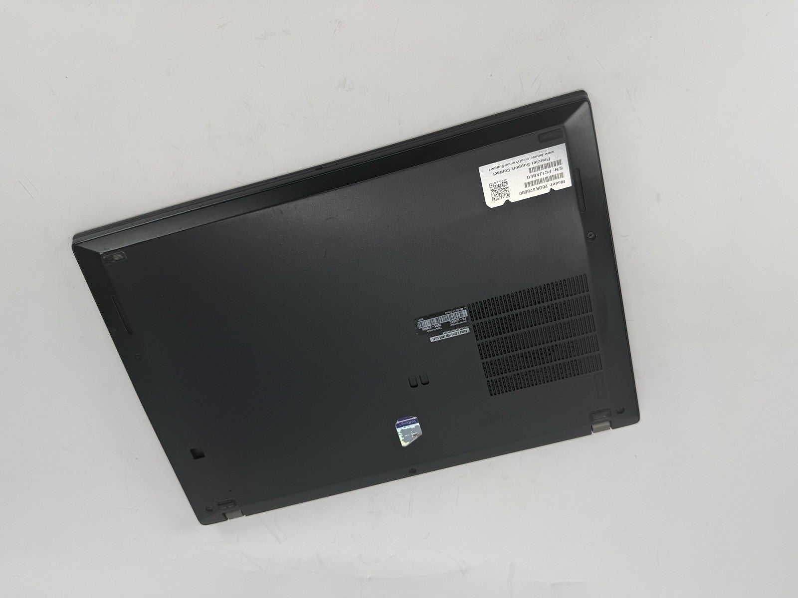 Lenovo ThinkPad T495s AMD Ryzen 7 Pro 3700u 2.30 GHz 8 GB RAM 256 GB SSD Win 11