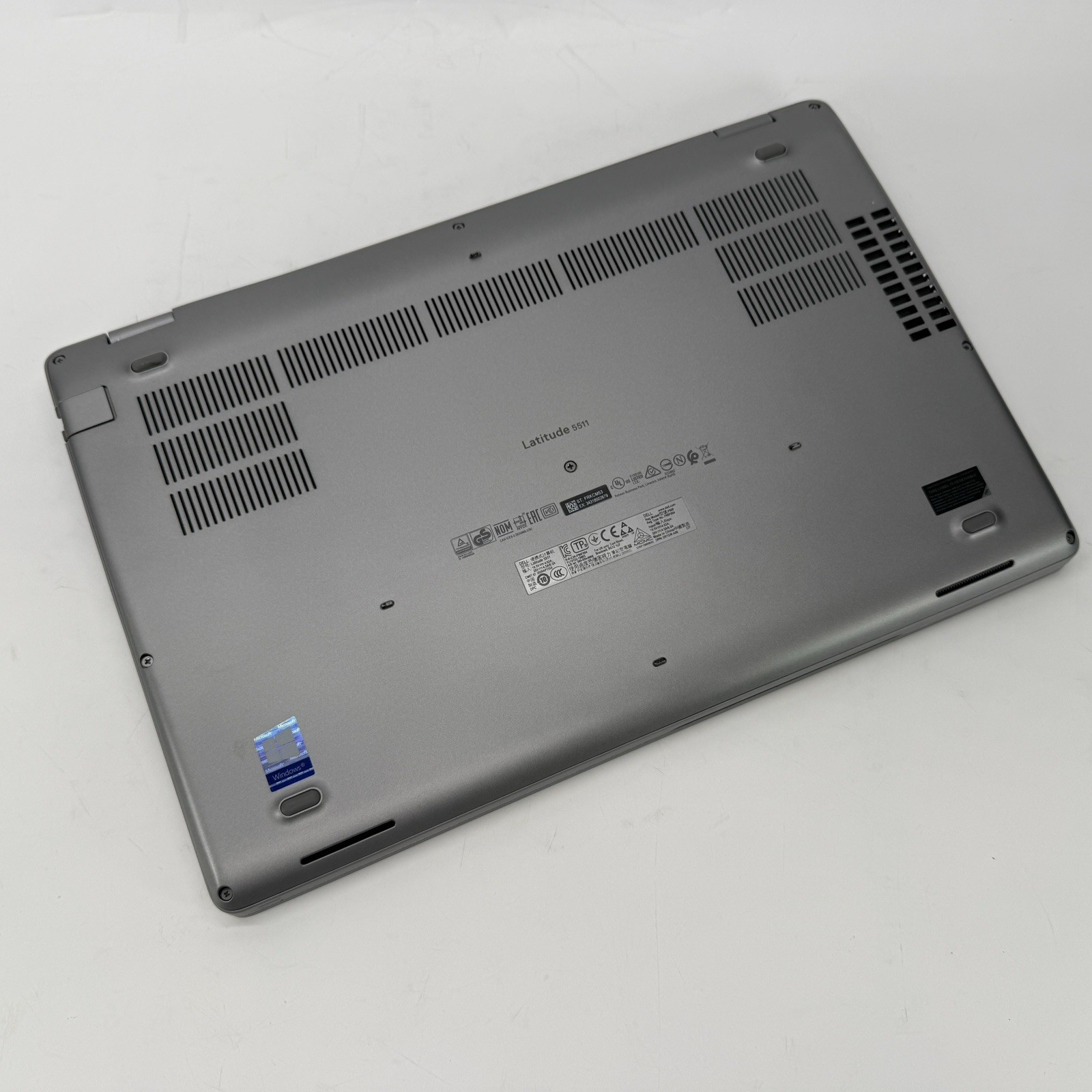 Dell Latitude 5511 Intel i5-10400H 2.60 GHz 16 GB RAM 256 GB SSD (NVME) Win 11