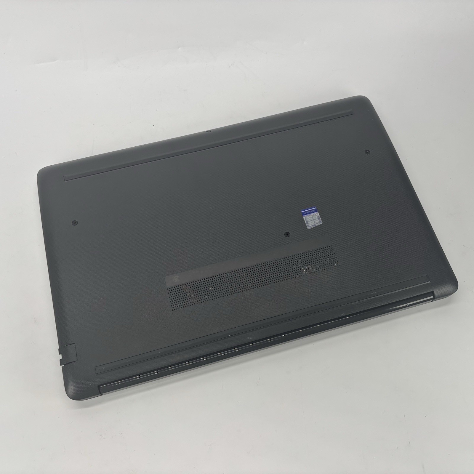 HP 250 G7 Intel i5-8th Gen 1.60 GHz 16 GB RAM 256 GB SSD Win 11 Pro -BIOS Locked