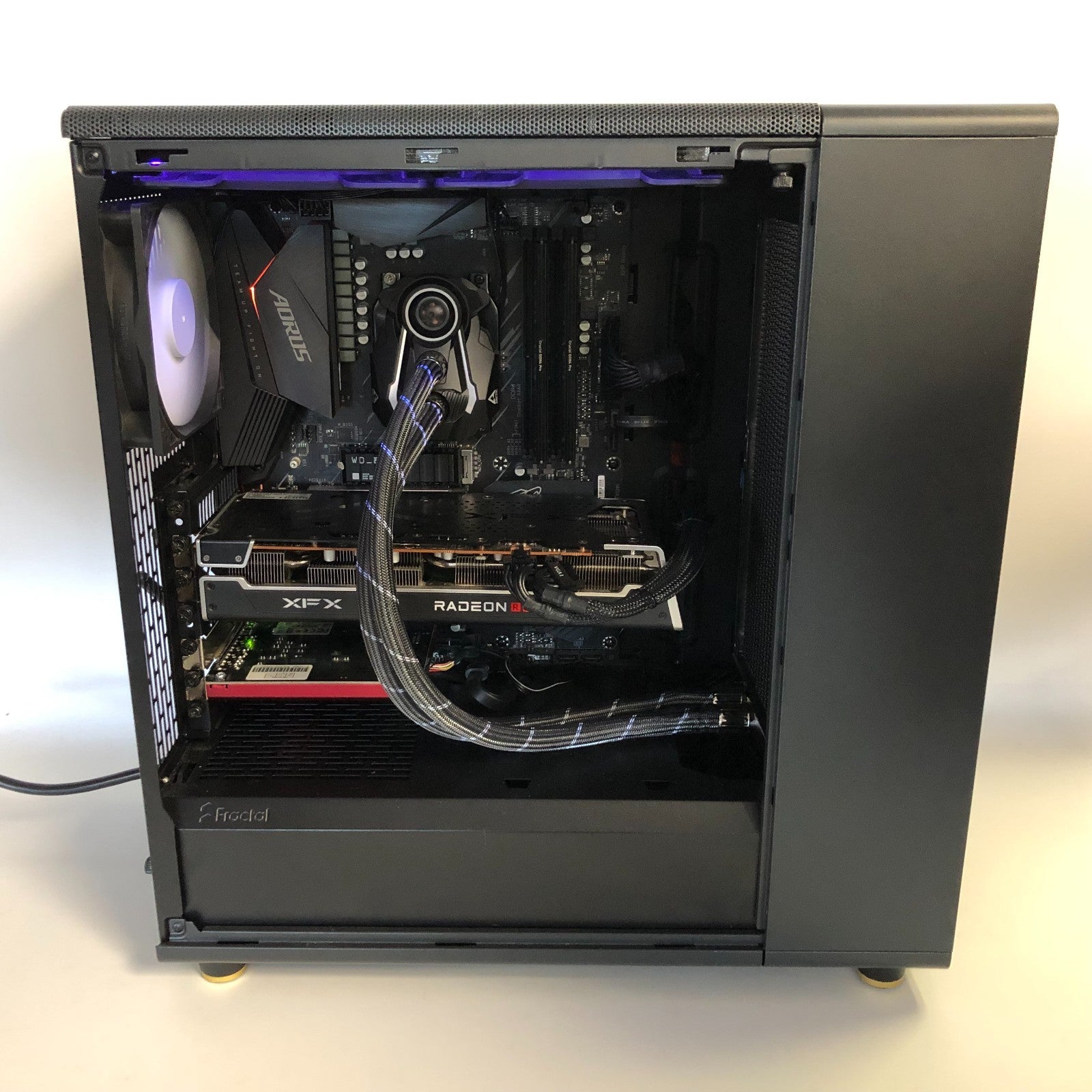 Gaming Computer AMD Ryzen 5-5600x AMD Radeon RX 6650XT 32GB DDR4 1TB nvme wifi