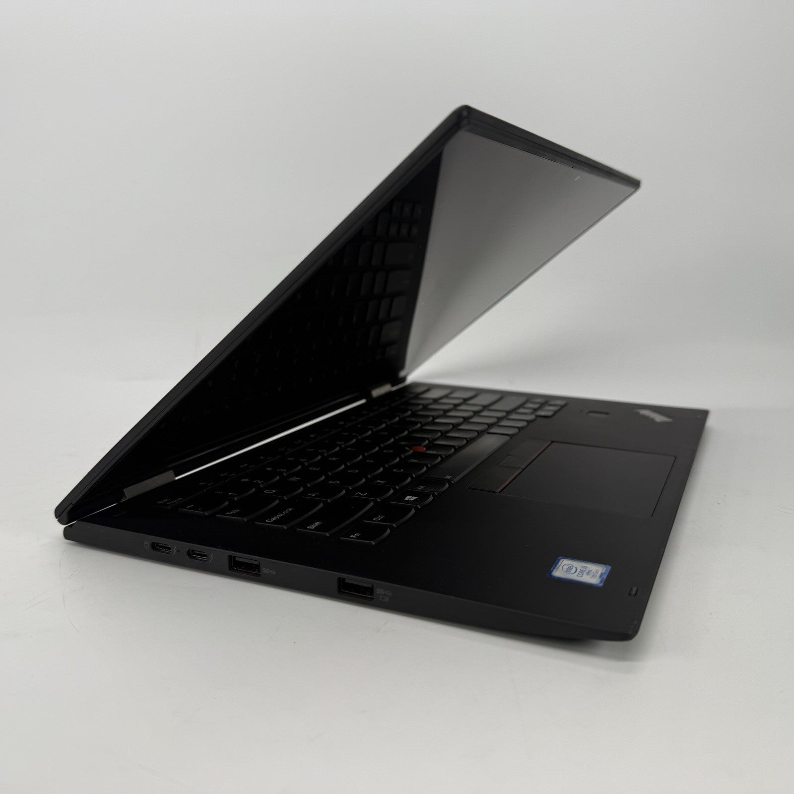 Lenovo Thinkpad X1 Yoga 2nd Gen Intel i5-7300u 2.6 GHz 8 GB RAM 256 GB SSD (NVME