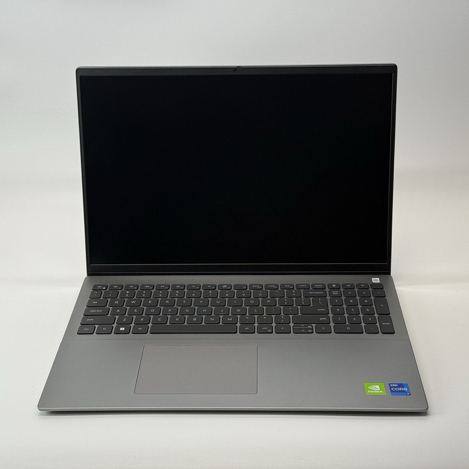 Dell Vostro 5620 Intel i7-1260p 2.10 GHz 16 GB RAM 256 GB SSD (NVMe) Win 11 Pro