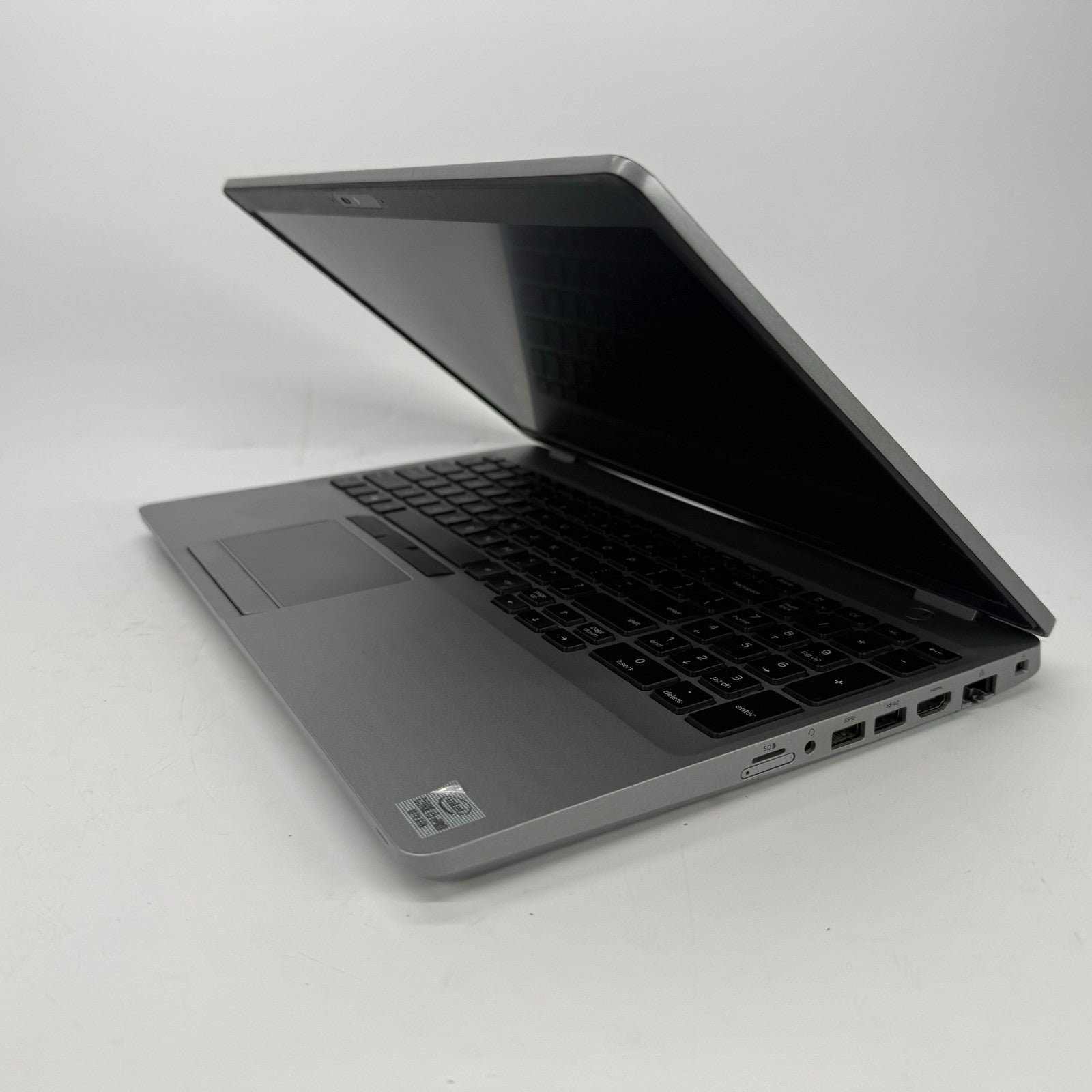 Dell Latitude 5511 Intel i5-10th Gen 2.60 GHz 16 GB RAM 256 GB SSD (NVMe) Win 11