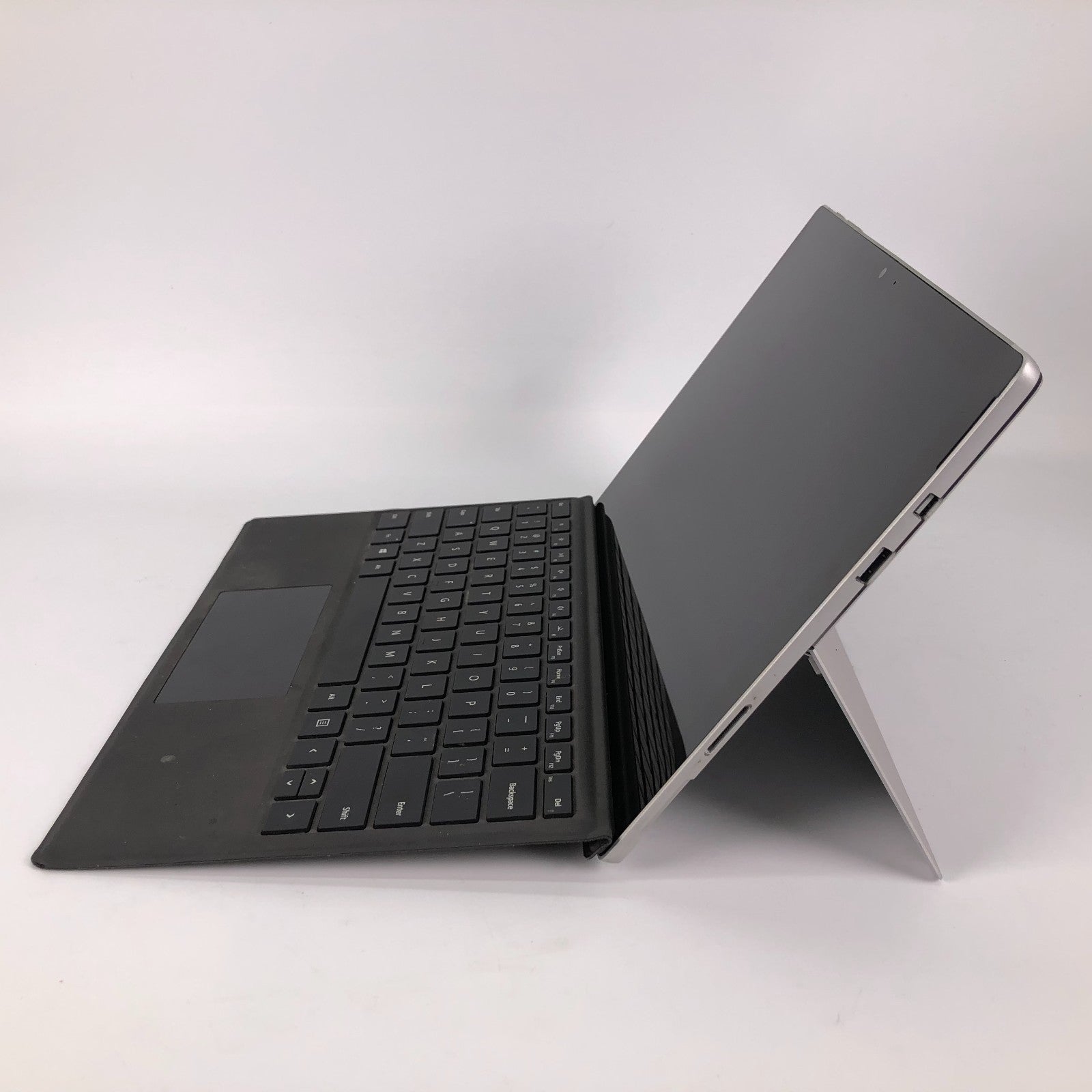 Microsoft Surface Pro 1796 Intel i5-7300u 2.6GHz 8GB Ram 256GB SSD Windows 11