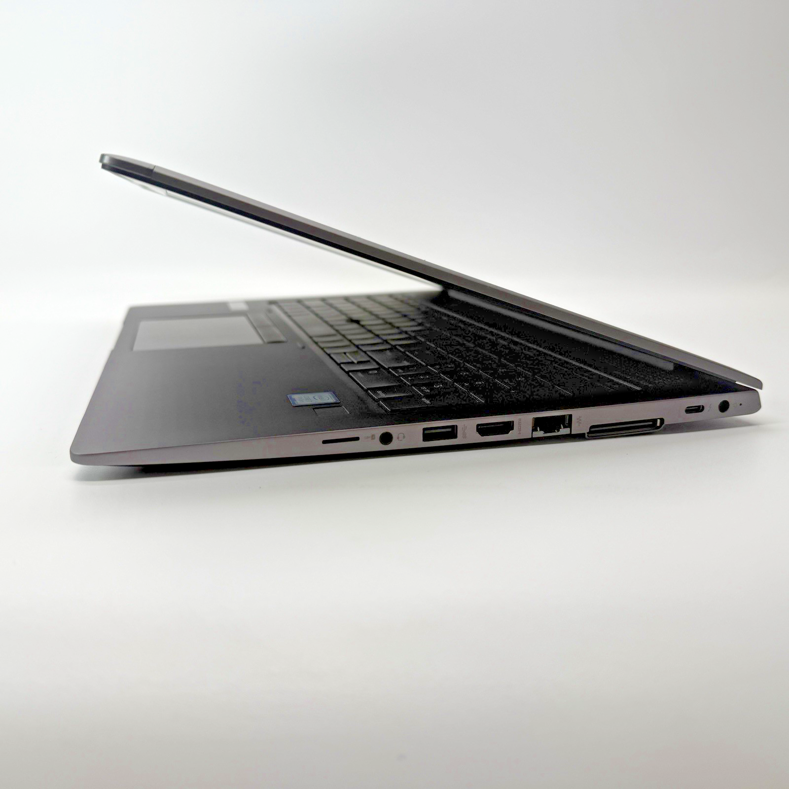 HP Book 15u G5 Intel i7-8650u 1.90 GHz 16 GB RAM 256 GB SSD Windows 11 Pro