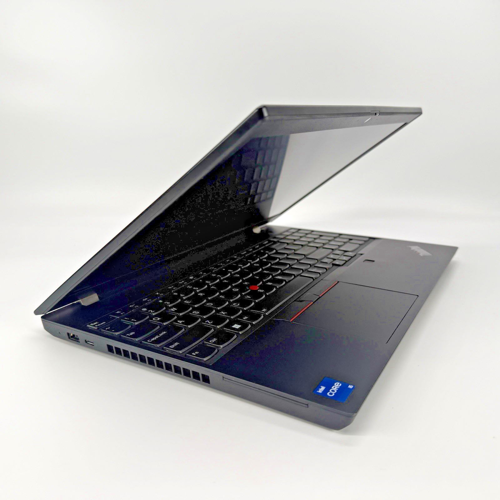 Lenovo ThinkPad T15p Gen 2 Intel i5-11400H 2.70 GHz 16 GB RAM 256 GB SSD (X2)