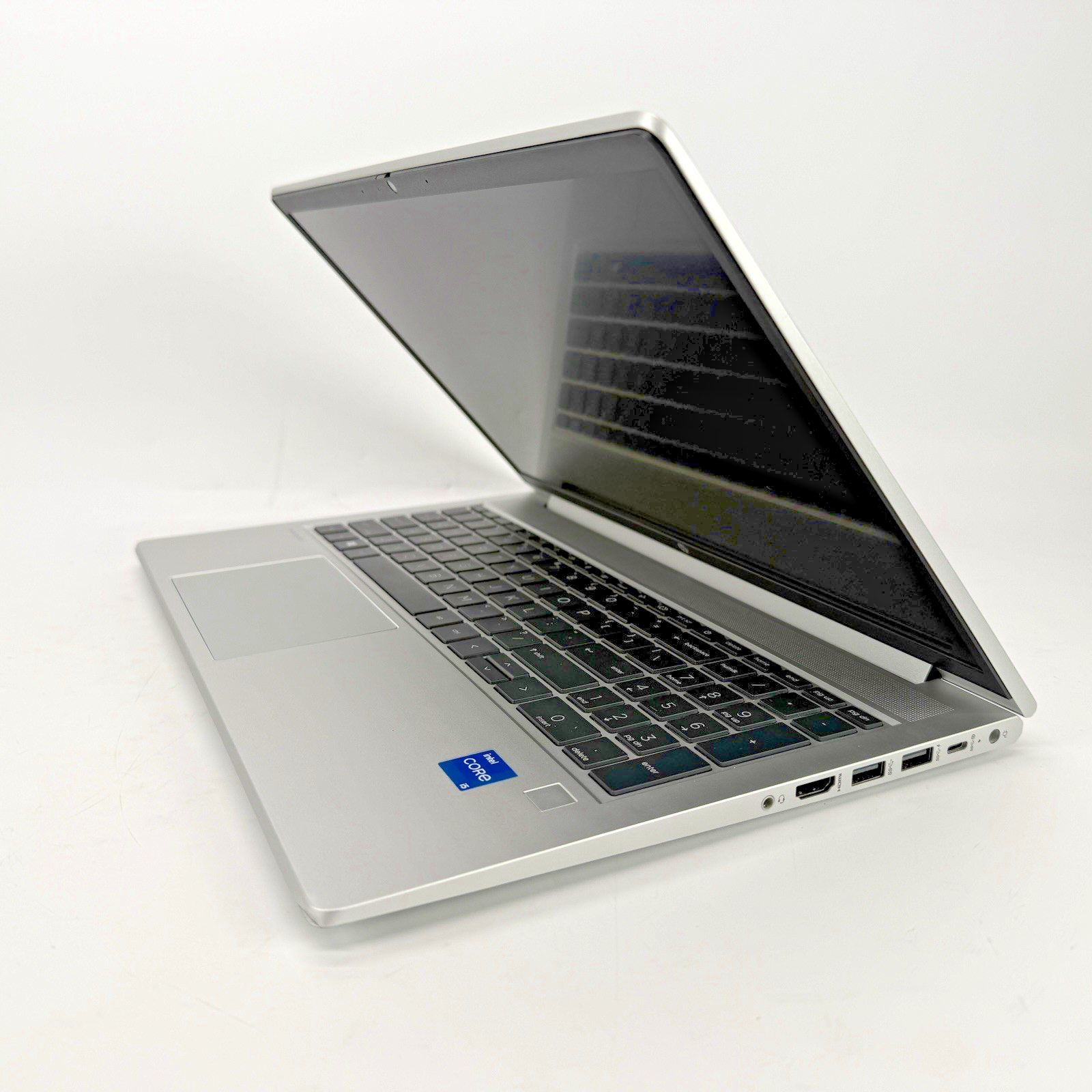 HP ProBook 450 G8 Intel i5-11357G 2.40 GHz 8 GB RAM 250 GB NVMe  Windows 11 Pro