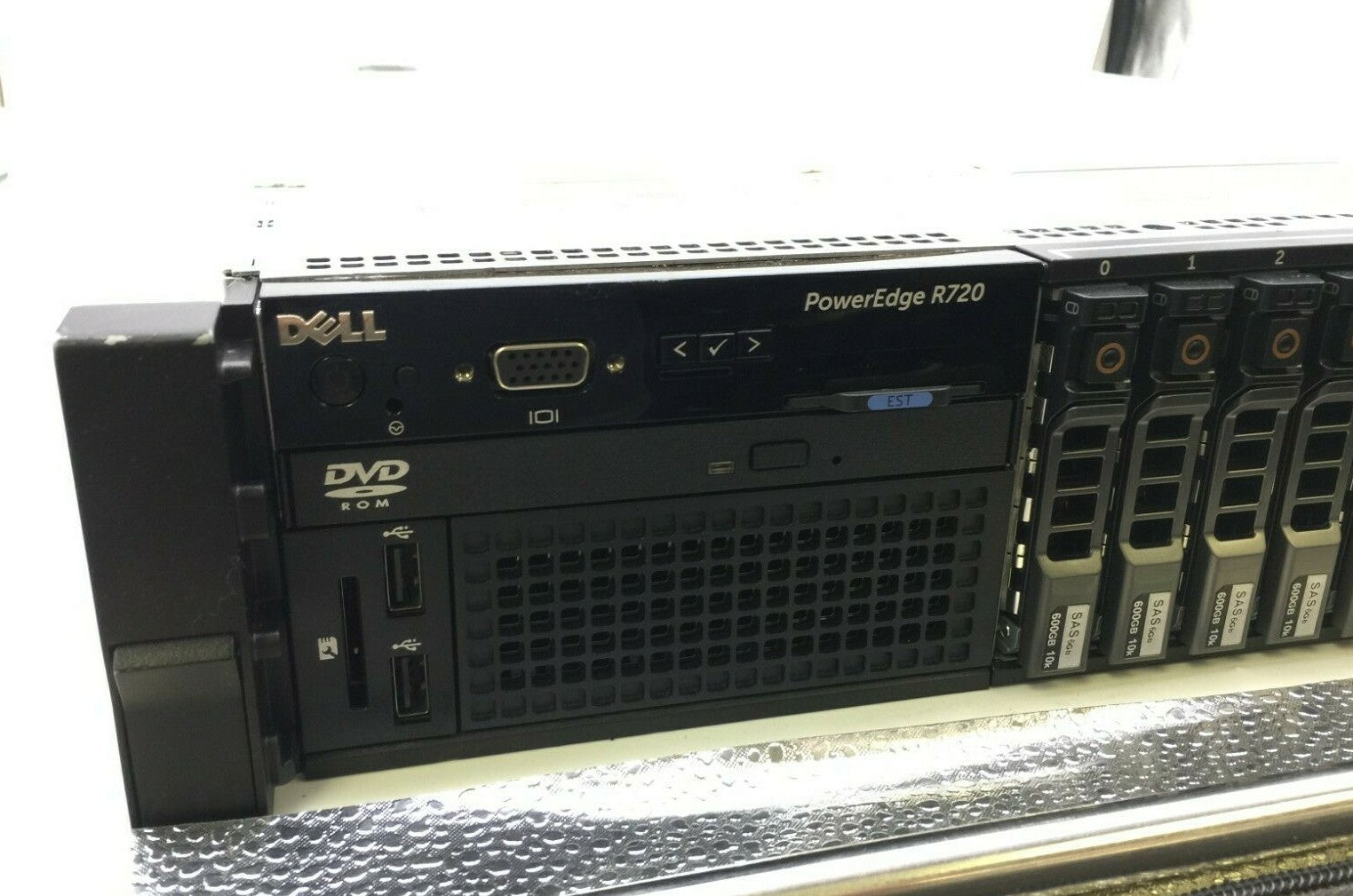 Dell PowerEdge R720 Intel xeon E5-2655-2.4GHz x2 112GB DDR3 11 x 600GB