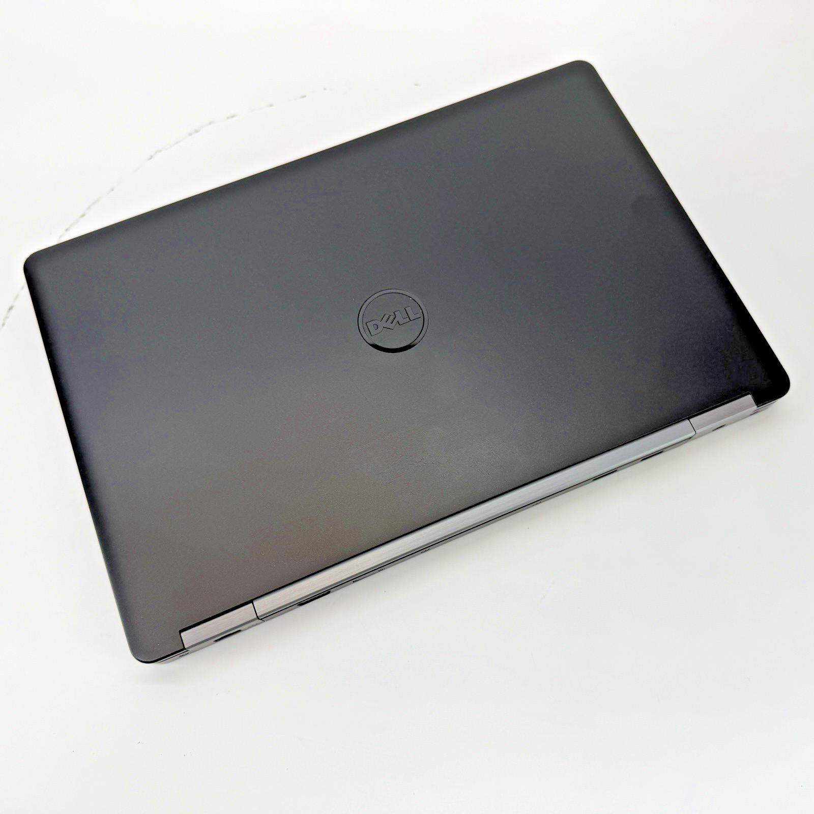 Dell Latitude E5570 i7-6th Gen 2.60 GHz 16 GB RAM 512 GB SSD (NVMe) Win 11 Pro