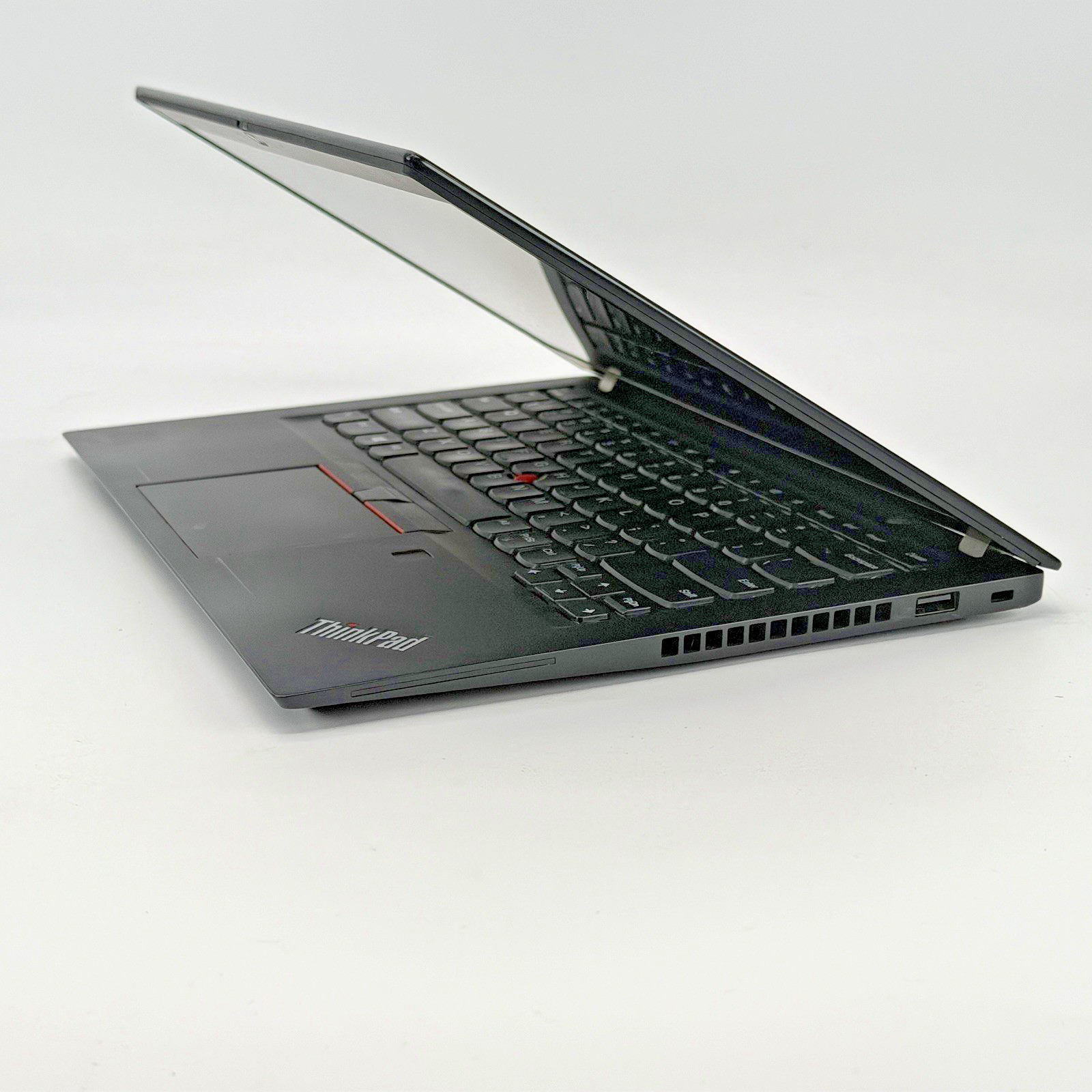 Lenovo ThinkPad T495s AMD Ryzen 7 Pro 3700 2.30 GHz 8 GB RAM 256 GB SSD (NVMe)
