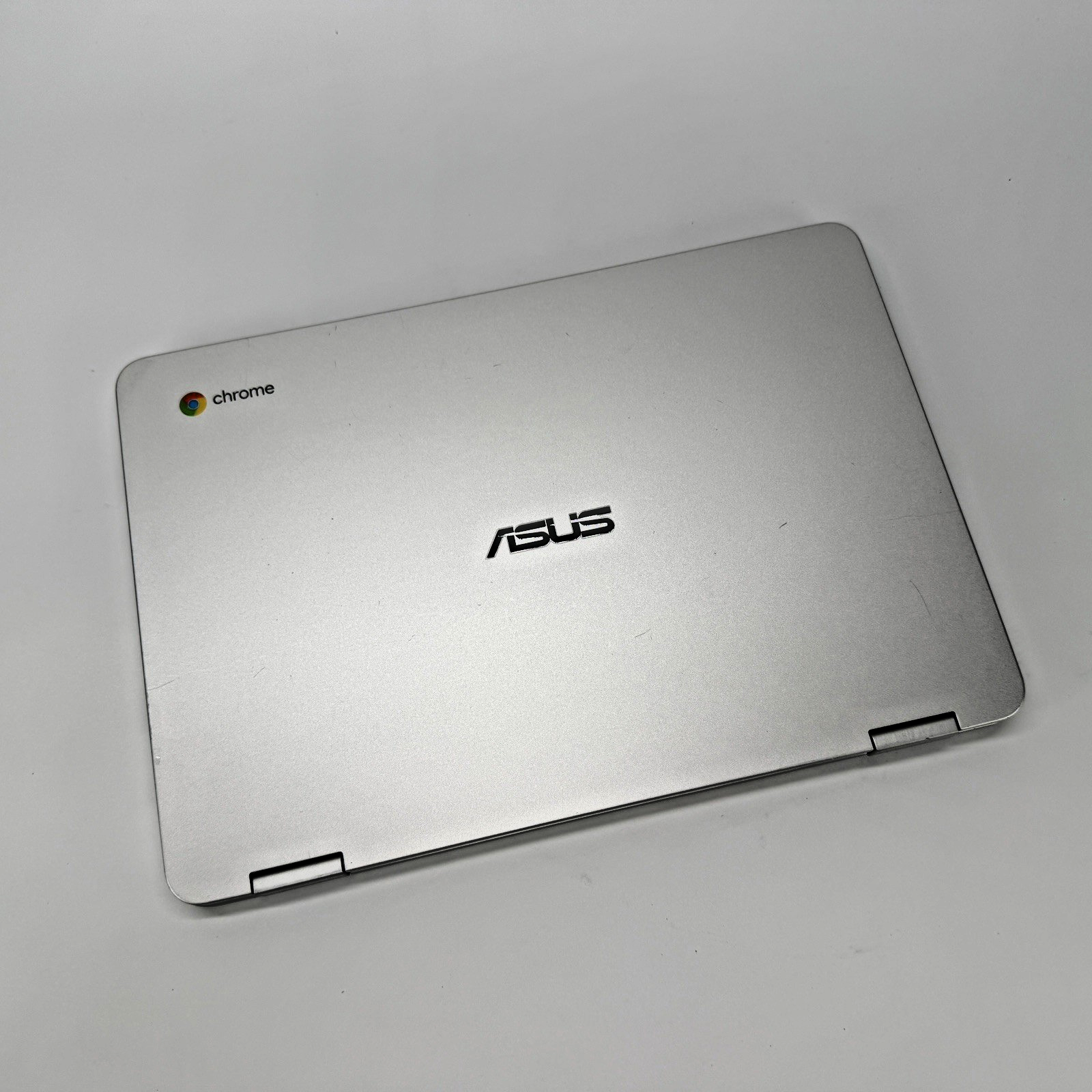ASUS Chromebook Flip C302 Intel M3-6Y30 .90 GHz 4 GB RAM 64 GB SSD Chrome OS