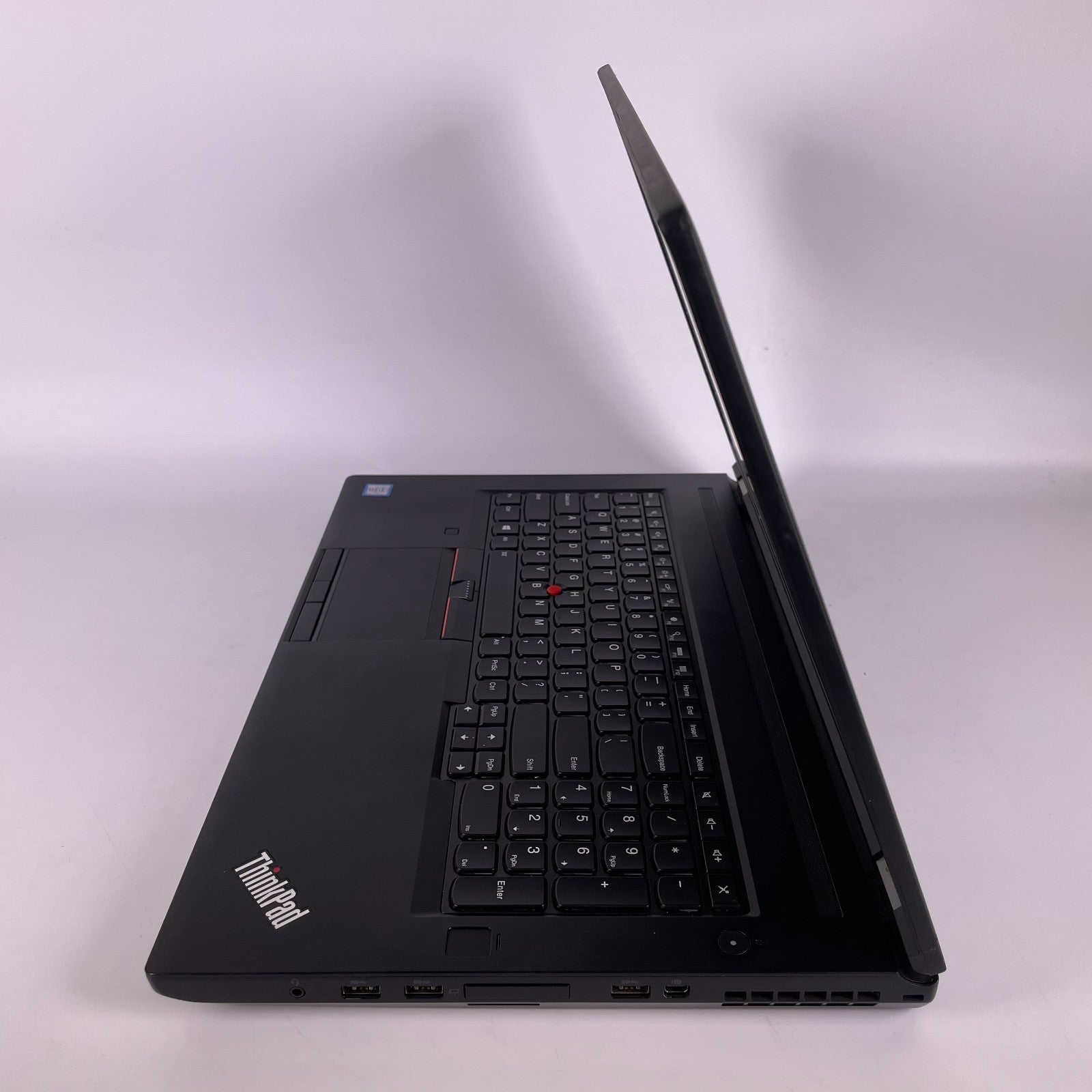 Lenovo ThinkPad P70 Intel i7-6820HQ-2.7GHz 32GB ram 256GB SSD Windows 11
