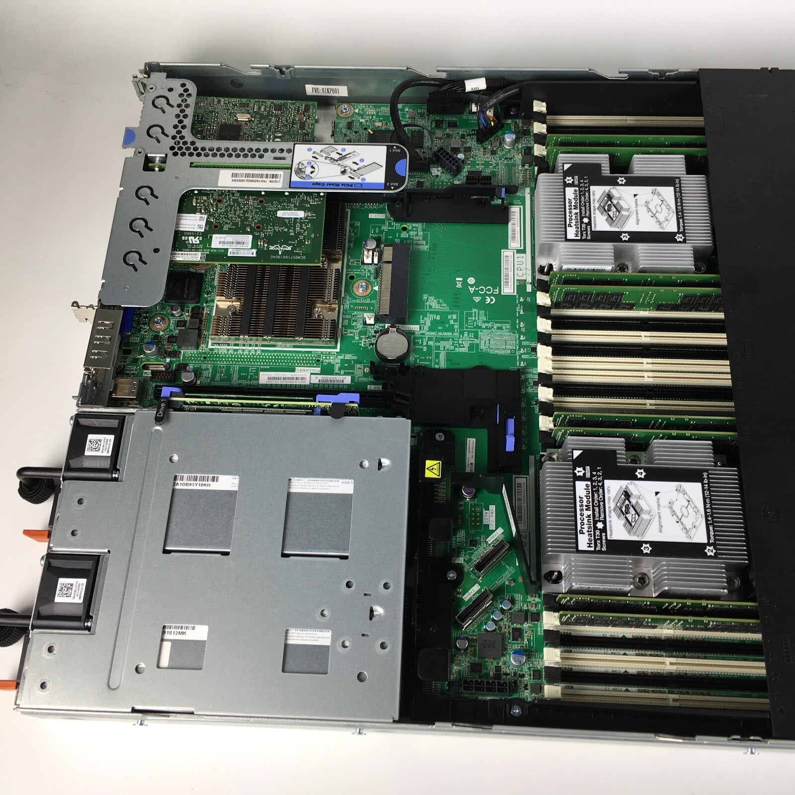 Lenovo ThinkSystem SR630 x2 Intel Silver 4214 2.2GHz 256GB SSD x2 128GB SSD