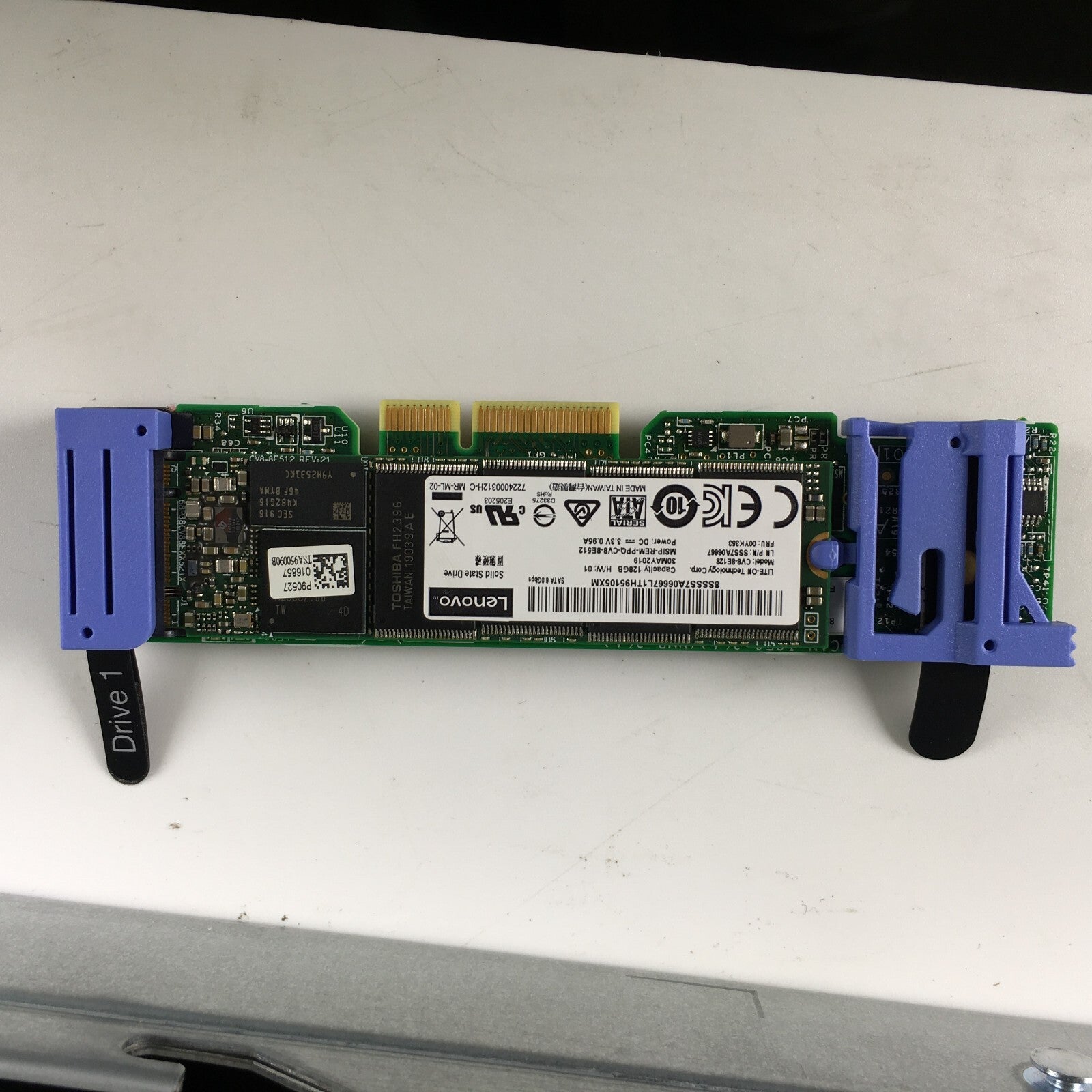 Lenovo ThinkSystem SR630 x2 Intel Silver 4214 2.2GHz 256GB SSD x2 128GB SSD
