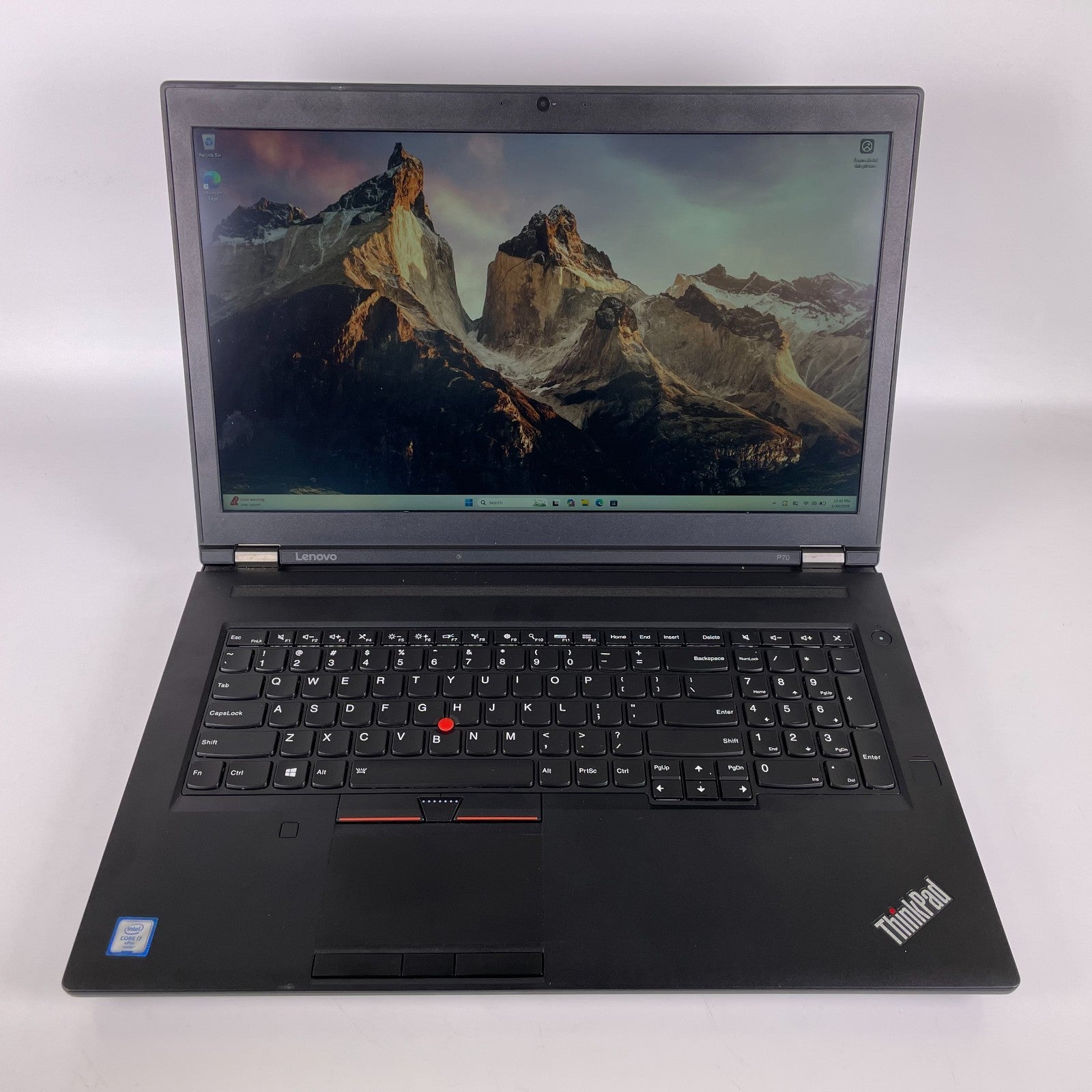 Lenovo ThinkPad P70 Intel i7-6820HQ-2.7GHz 32GB ram 256GB SSD Windows 11
