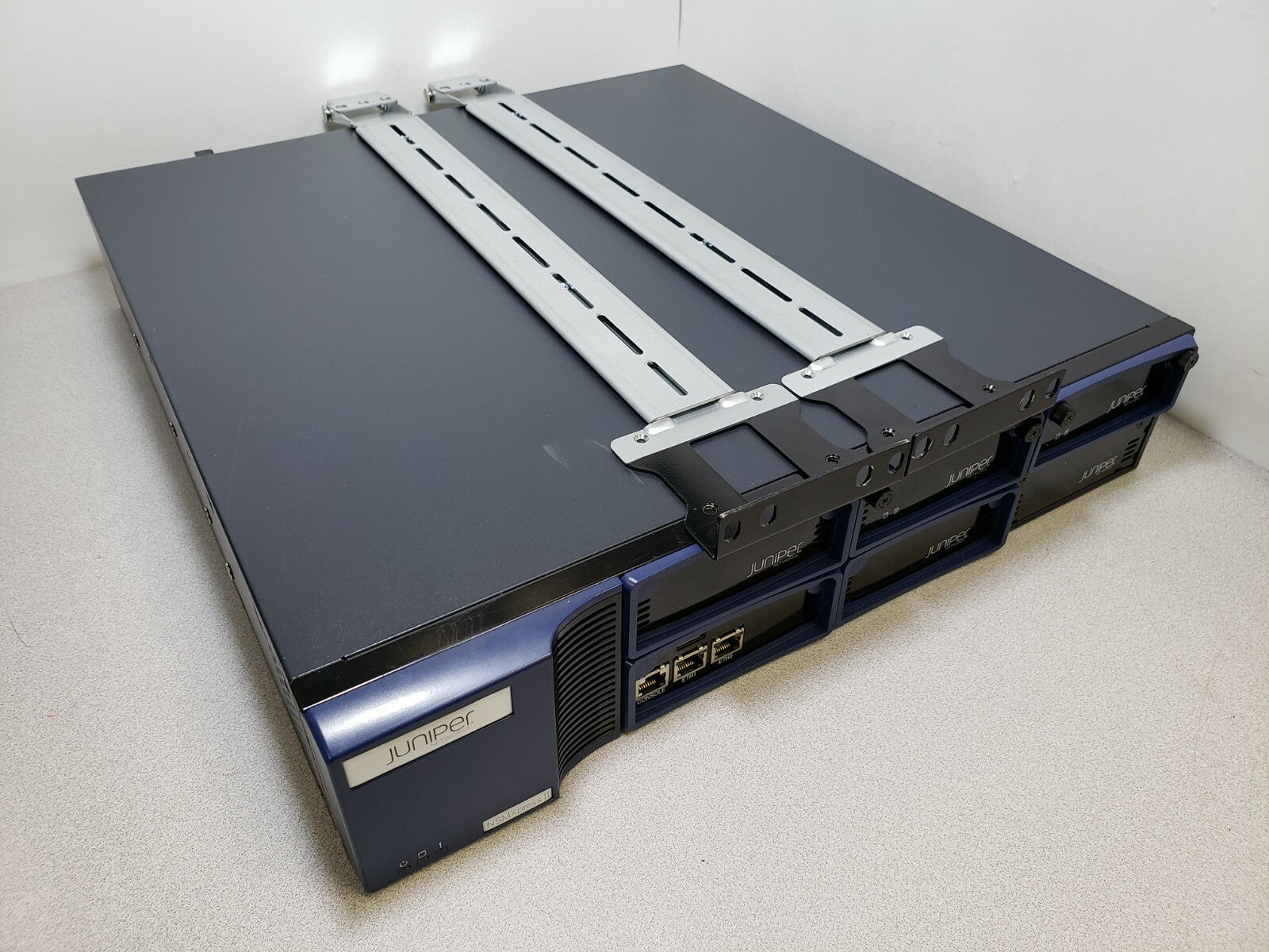 Juniper NS-SM-A2-BSE Networks NSMXpress Series II