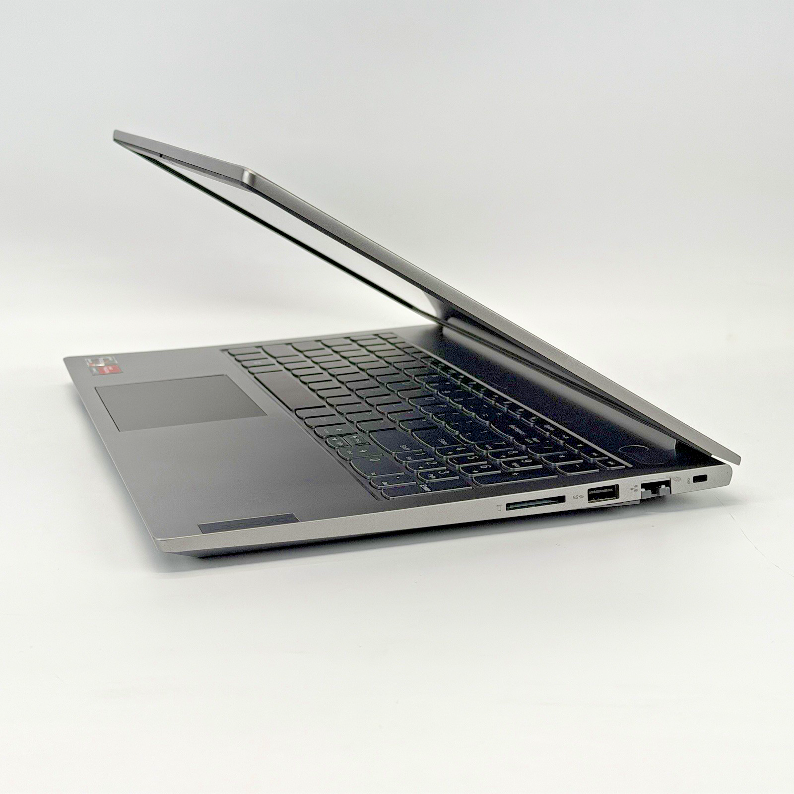 Lenovo Thinkbook 15 G3 AMD Ryzen 7-5700u 1.80 GHz 16 GB RAM 128 GB SSD (NVMe)