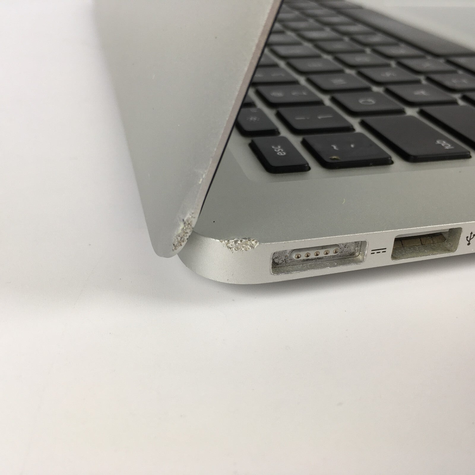 Apple MacBook Air A1466 i5 5350u 1.8GHz 8GB Ram 120GB SSD Monterey NO BATTERY