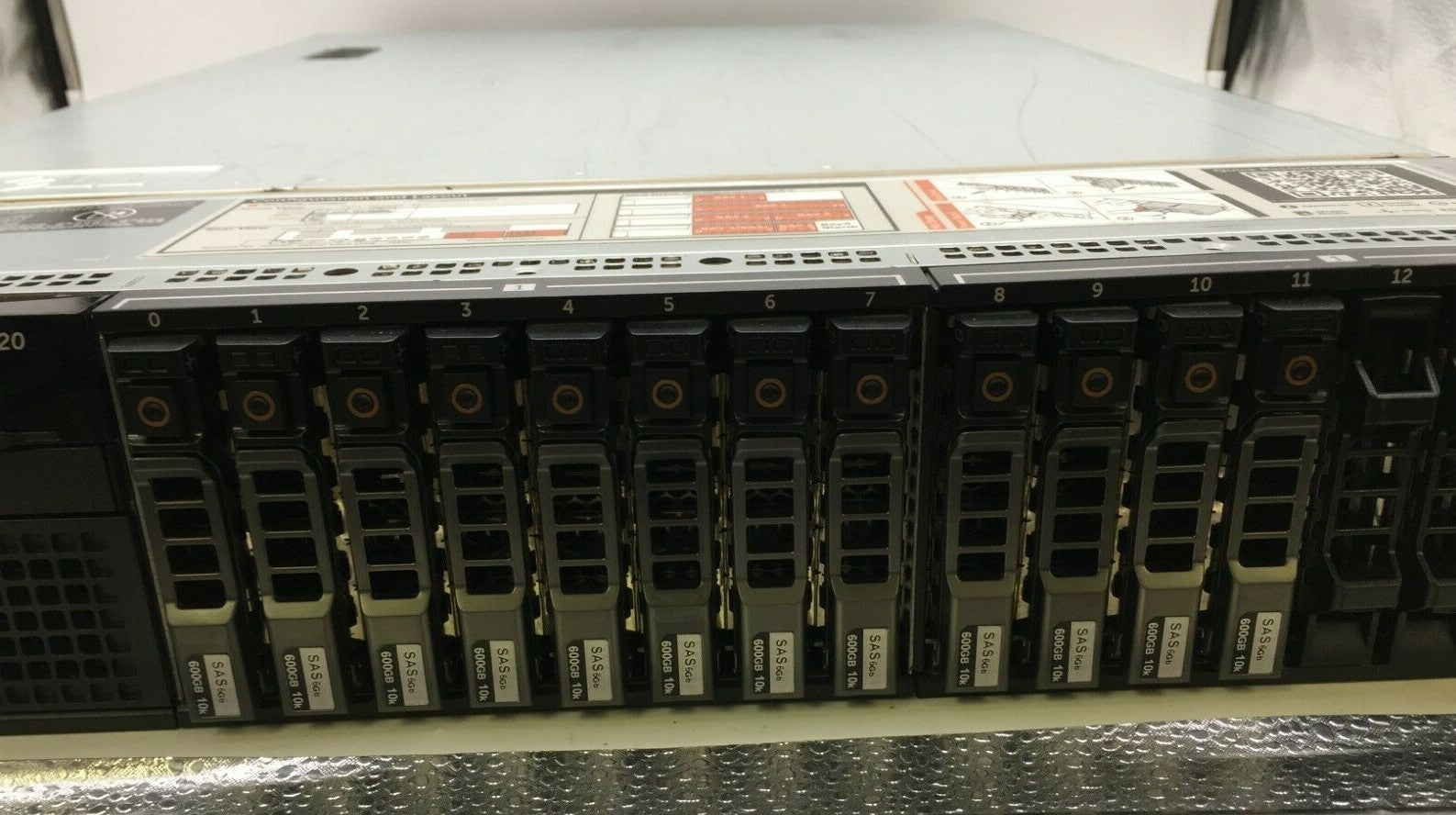 Dell PowerEdge R720 Intel xeon E5-2655-2.4GHz x2 112GB DDR3 11 x 600GB