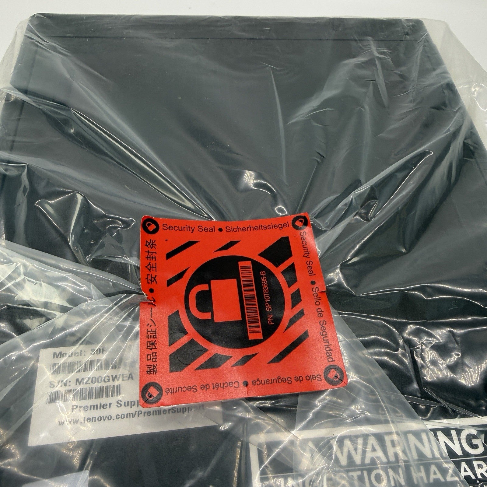 Lenovo Workstation 30HA001YUS 30HA Intel i7-13700 vPro 32 GB DDR 5 RAM 1 TB SSD