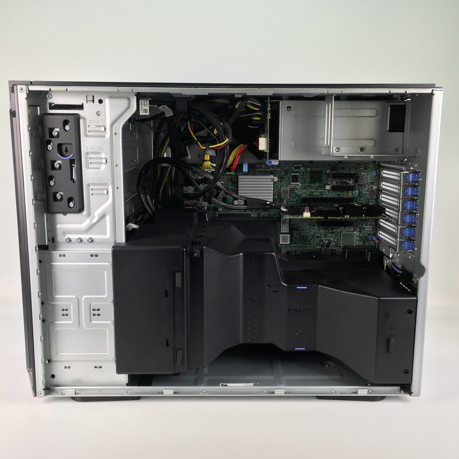 Dell PowerEdge T440 Intel Xeon Silver 4110 2.1GHz x2 64GB Ram DDR4 x4 1.2TB HDD