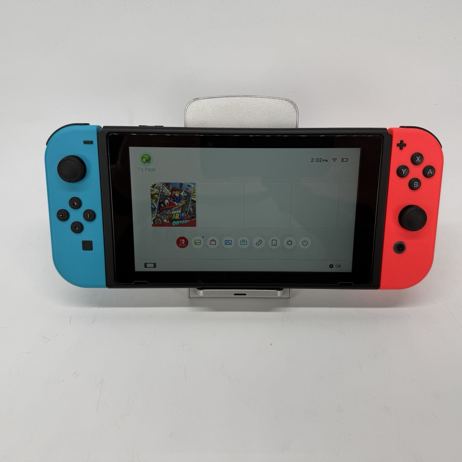 Nintendo Switch 32GB Console W/ Case and Accessories 128 GB NES Micro SD HAC-001