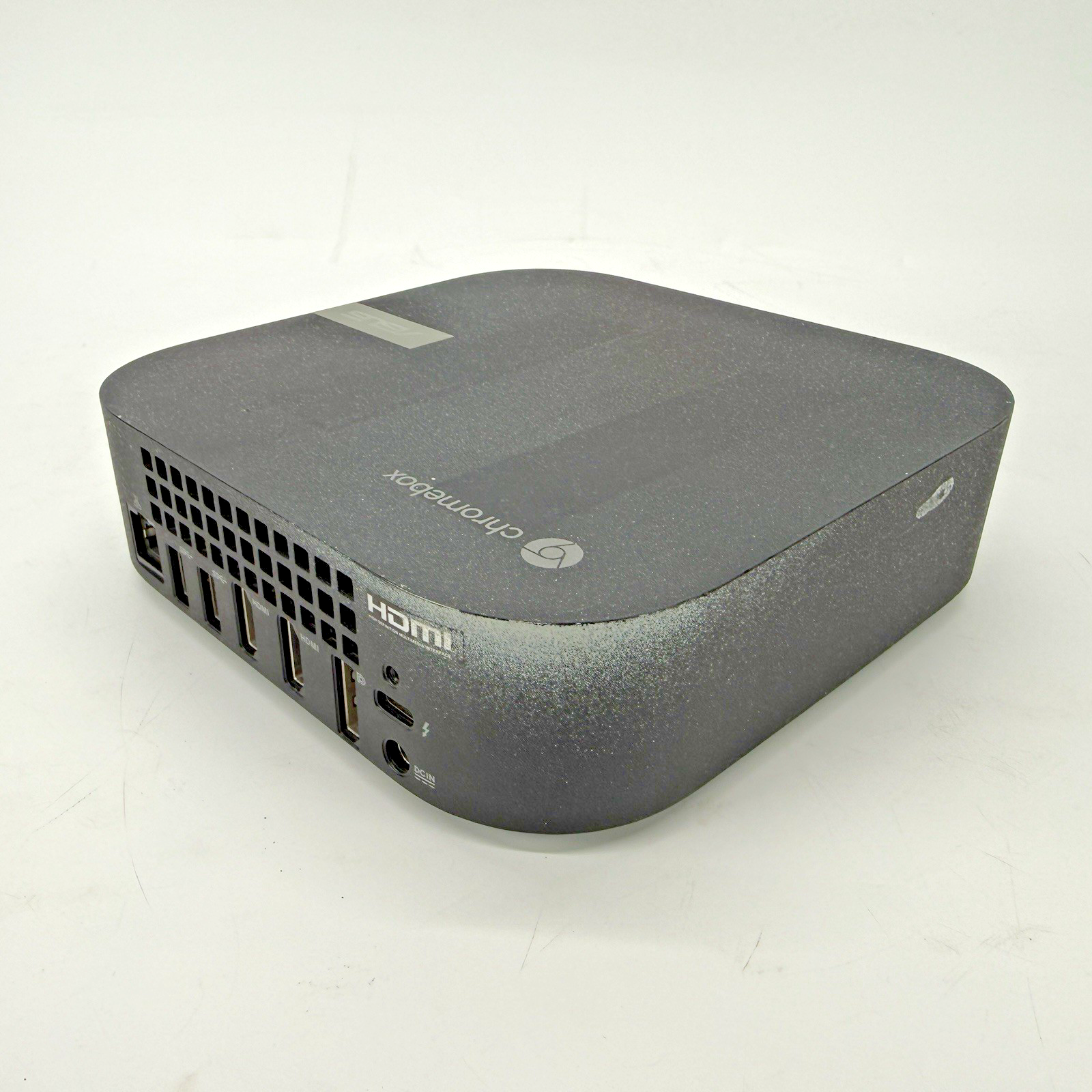 ASUS CHROMEBOX5-AX211NGW I7-1260P/16 RAM / 256 SSD / IRIS XE/Chrome Desktop