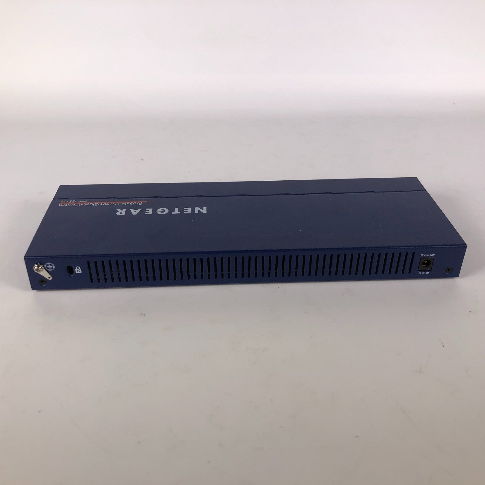 NetGear ProSafe 16 Port Gigabit Ethernet Switch - GS116 v2 (NO POWER ADAPTER)