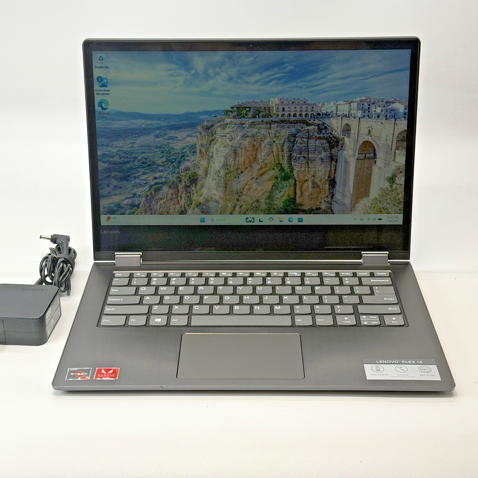 Lenovo IdeaPad Flex 6 14" Touch Ryzen 3 2.5GHz 8 GB RAM 128 GB NVMe Radeon