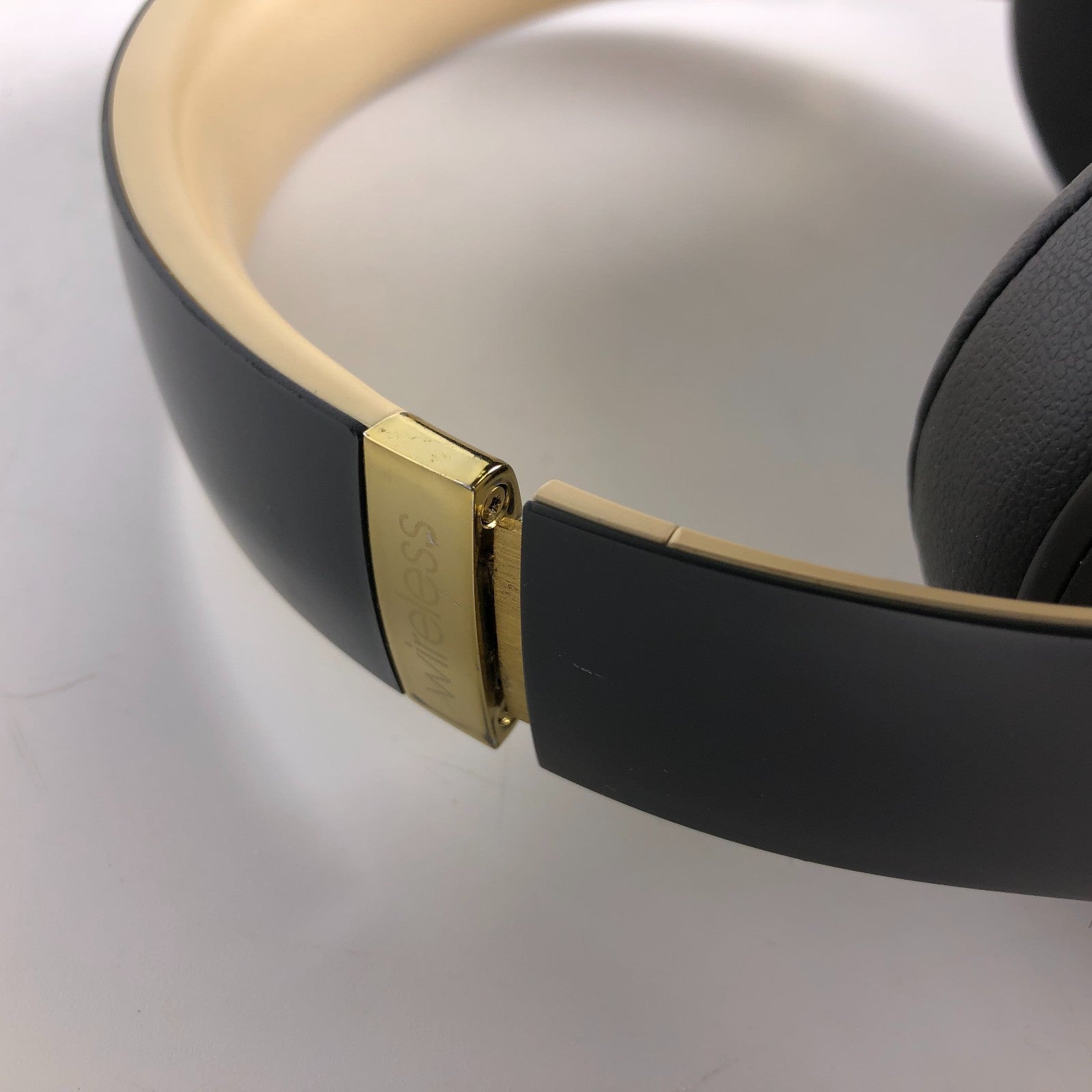 Beats Studio3 Wireless Over-Ear Bluetooth Headphones