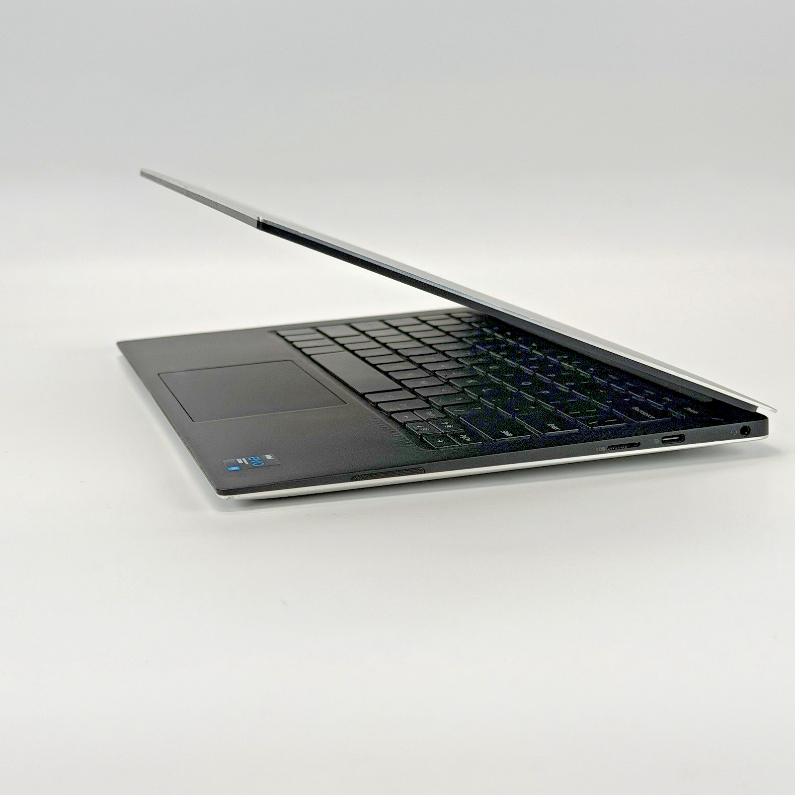 Dell XPS 13-9305 Intel i5-1135G7 2.40 GHz 8 GB RAM 256 GB SSD (NVMe) Windows 11