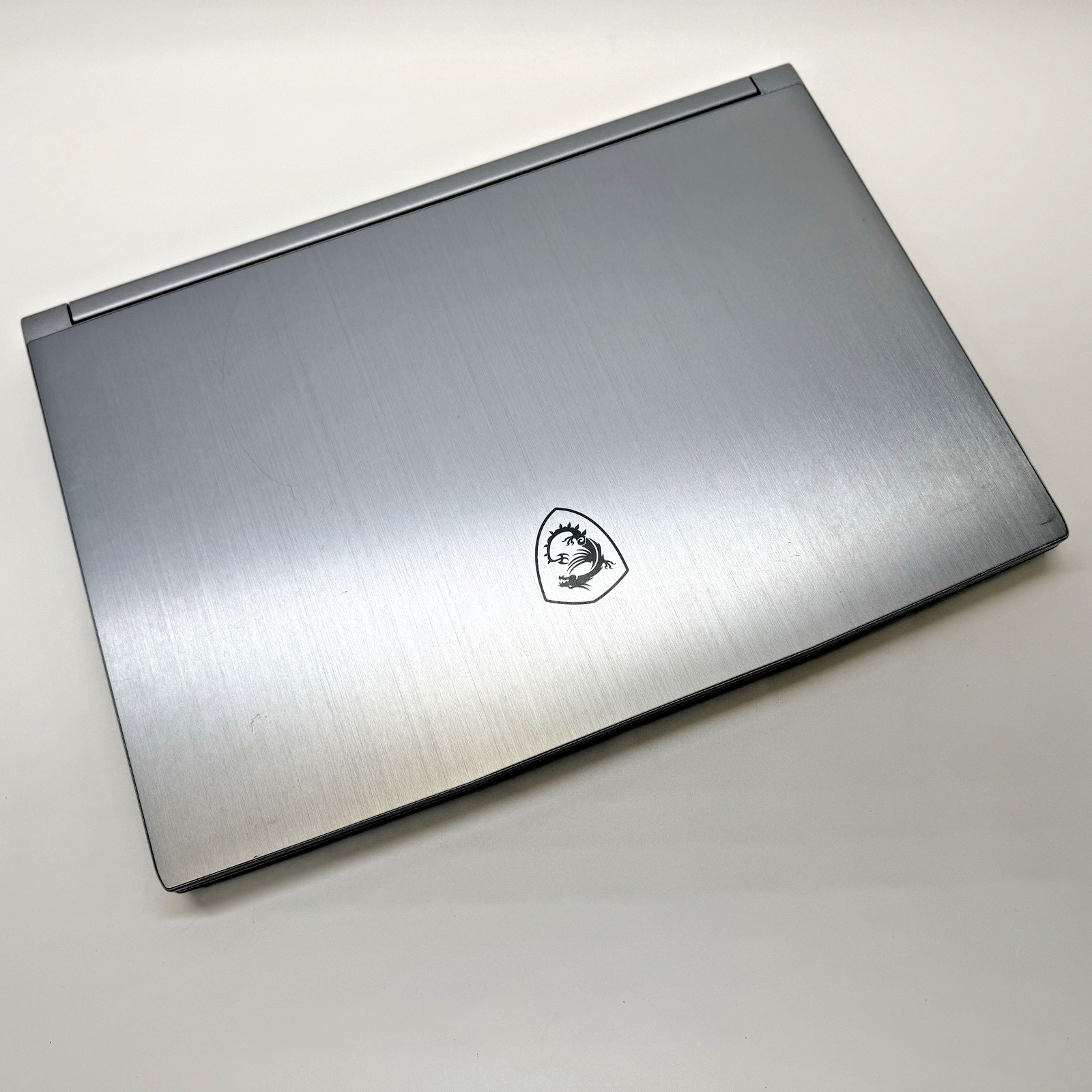 MSI WF65 10th Intel i7-10750H 2.60 GHz 16 GB RAM 512 GD SSD (NVMe) Win 11 Pro