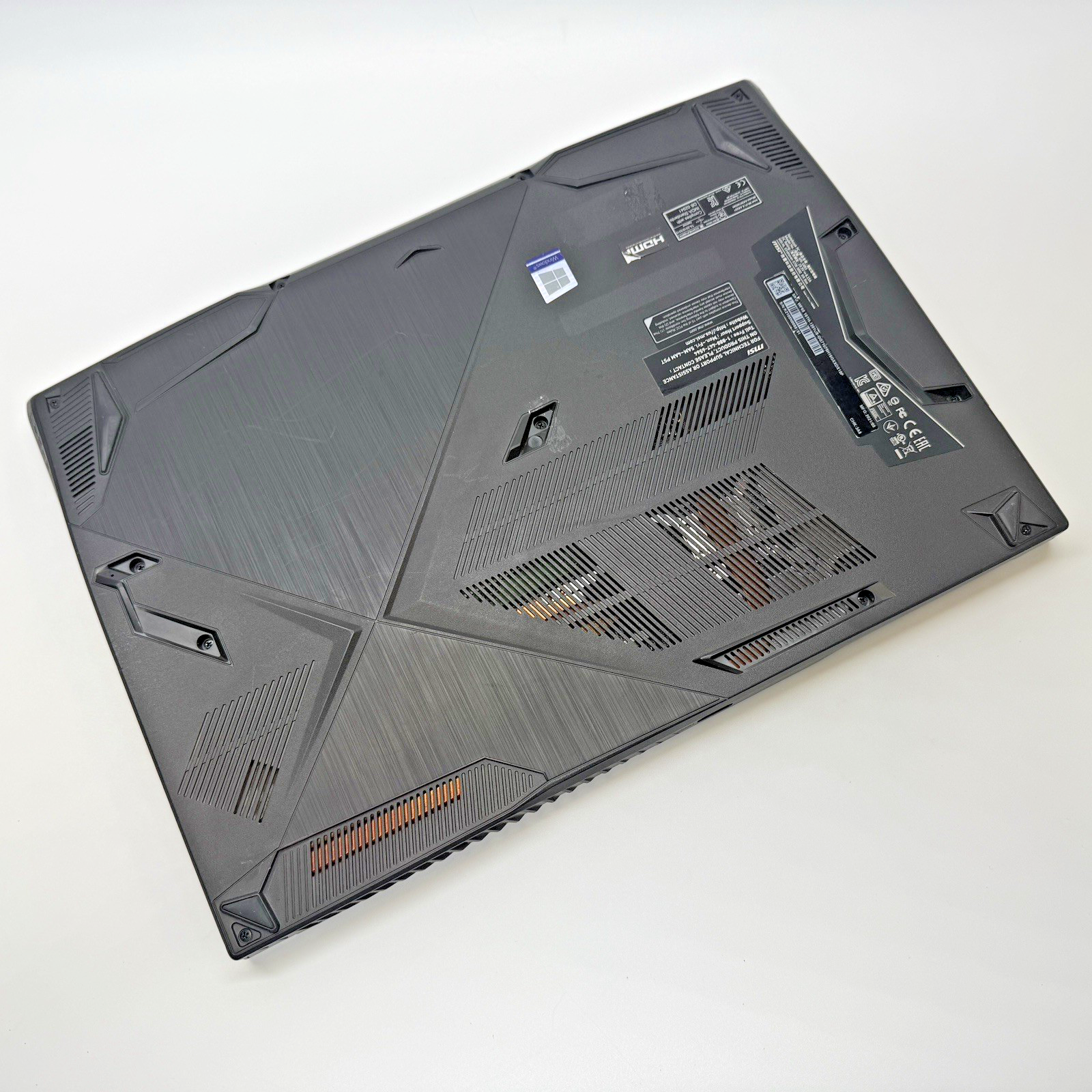 MSI WF65 10th Intel i7-10750H 2.60 GHz 16 GB RAM 512 GD SSD (NVMe) Win 11 Pro