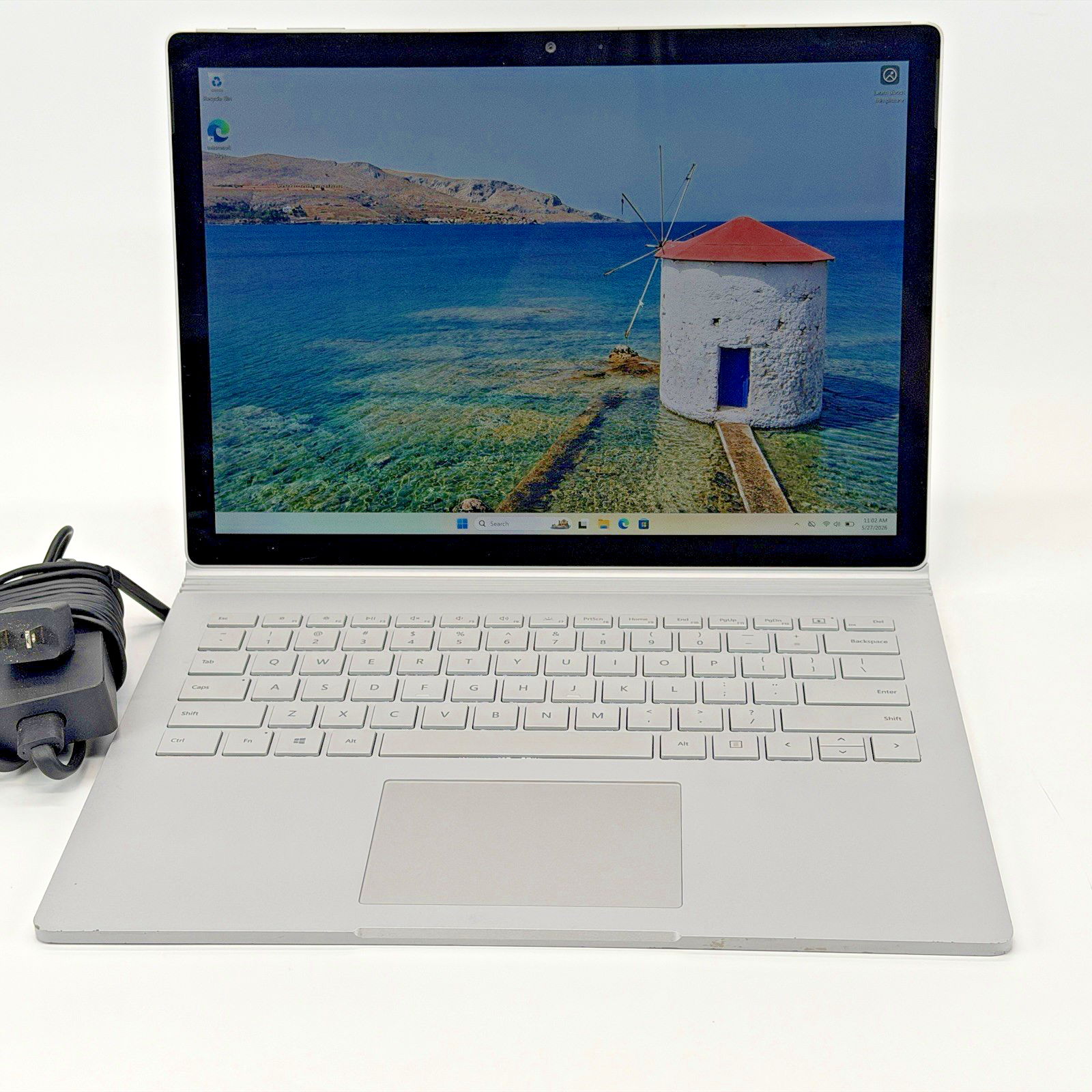 Microsoft Surfacebook 2 1832 Intel i5-7300U 2.6 GHz 8 GB RAM 256 GB SSD (NVMe)